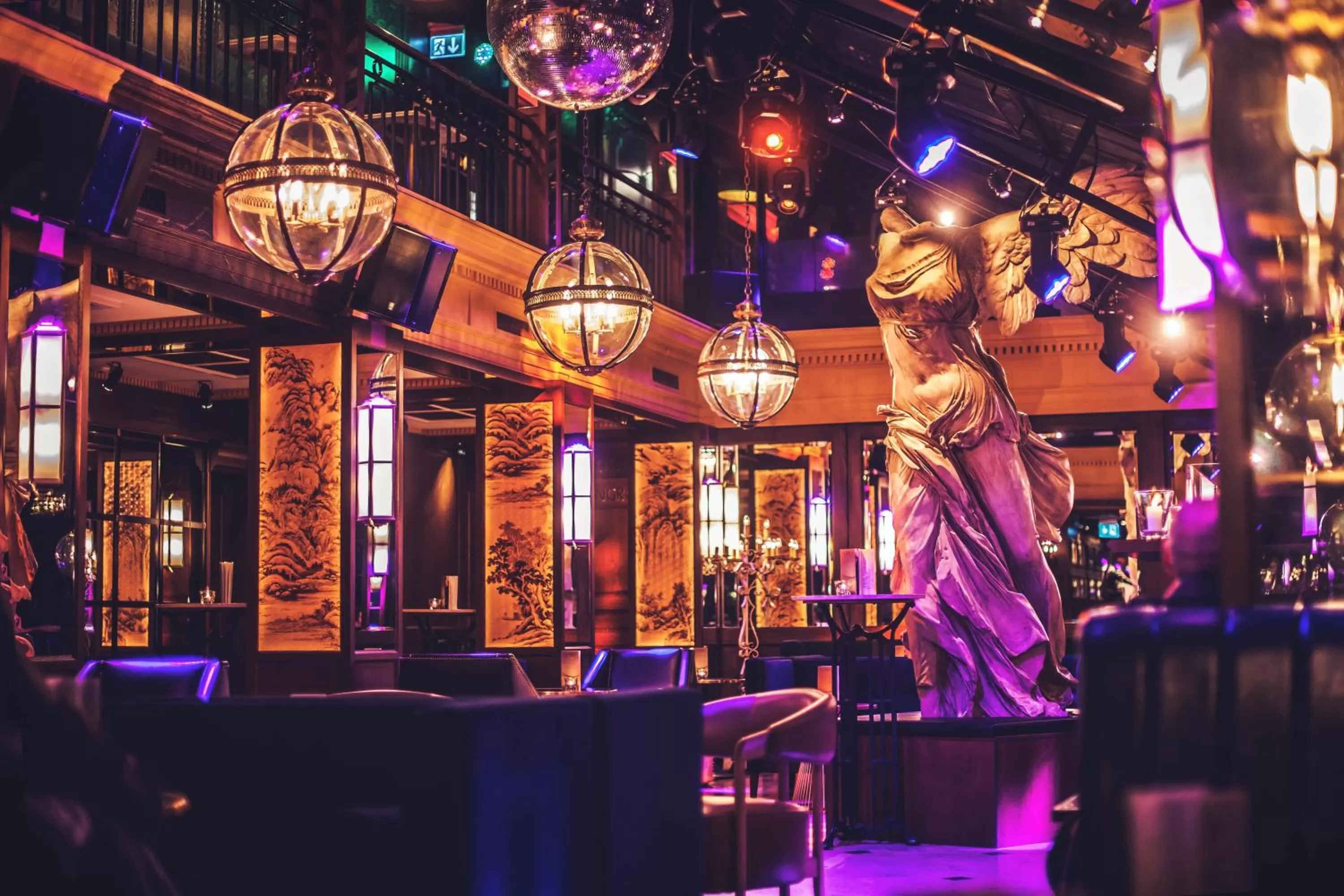 Nightclub / DJ in Hotel Astoria