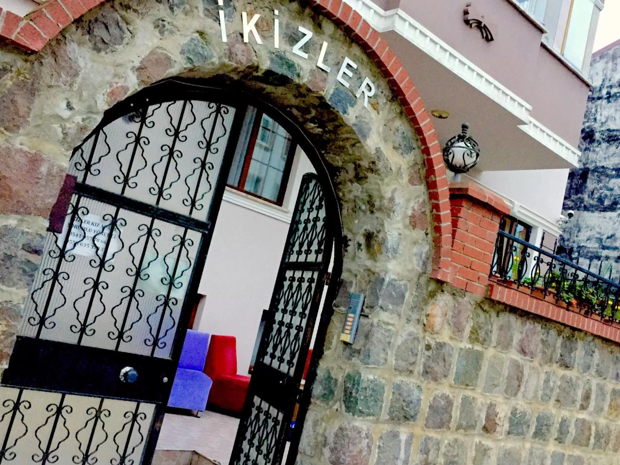 Facade/entrance in The Twins Apartmens