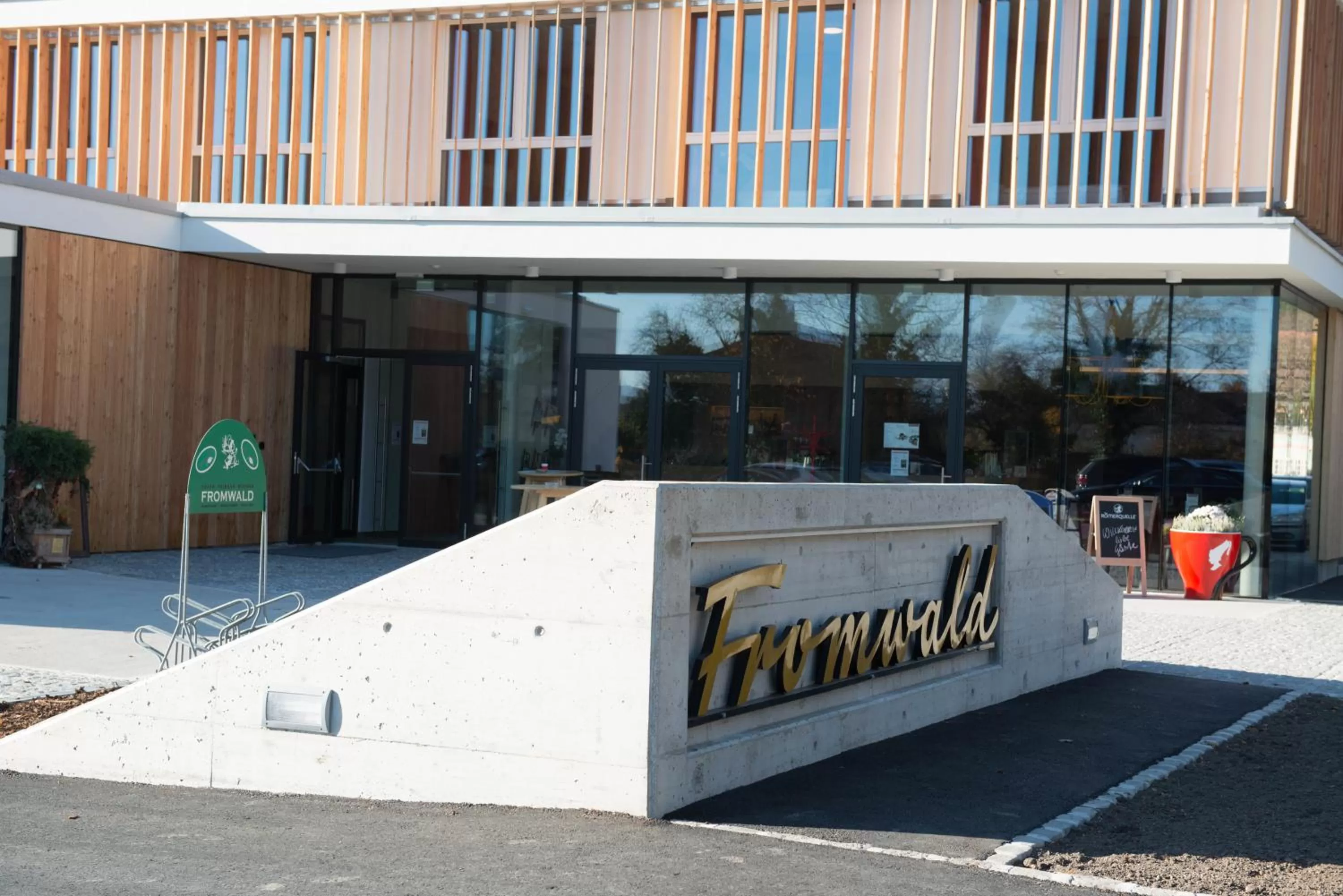 Property logo or sign in Hubertushof Fromwald Hotel und Gasthof