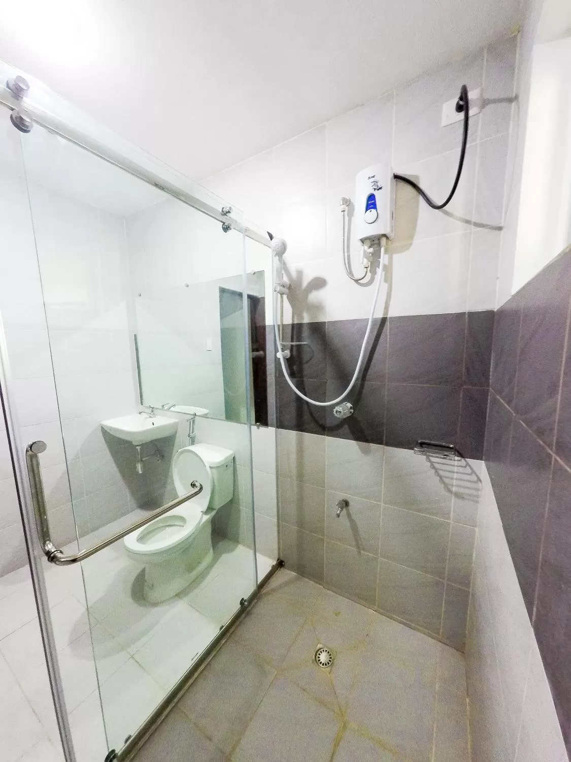 Shower in El Terraza Suite