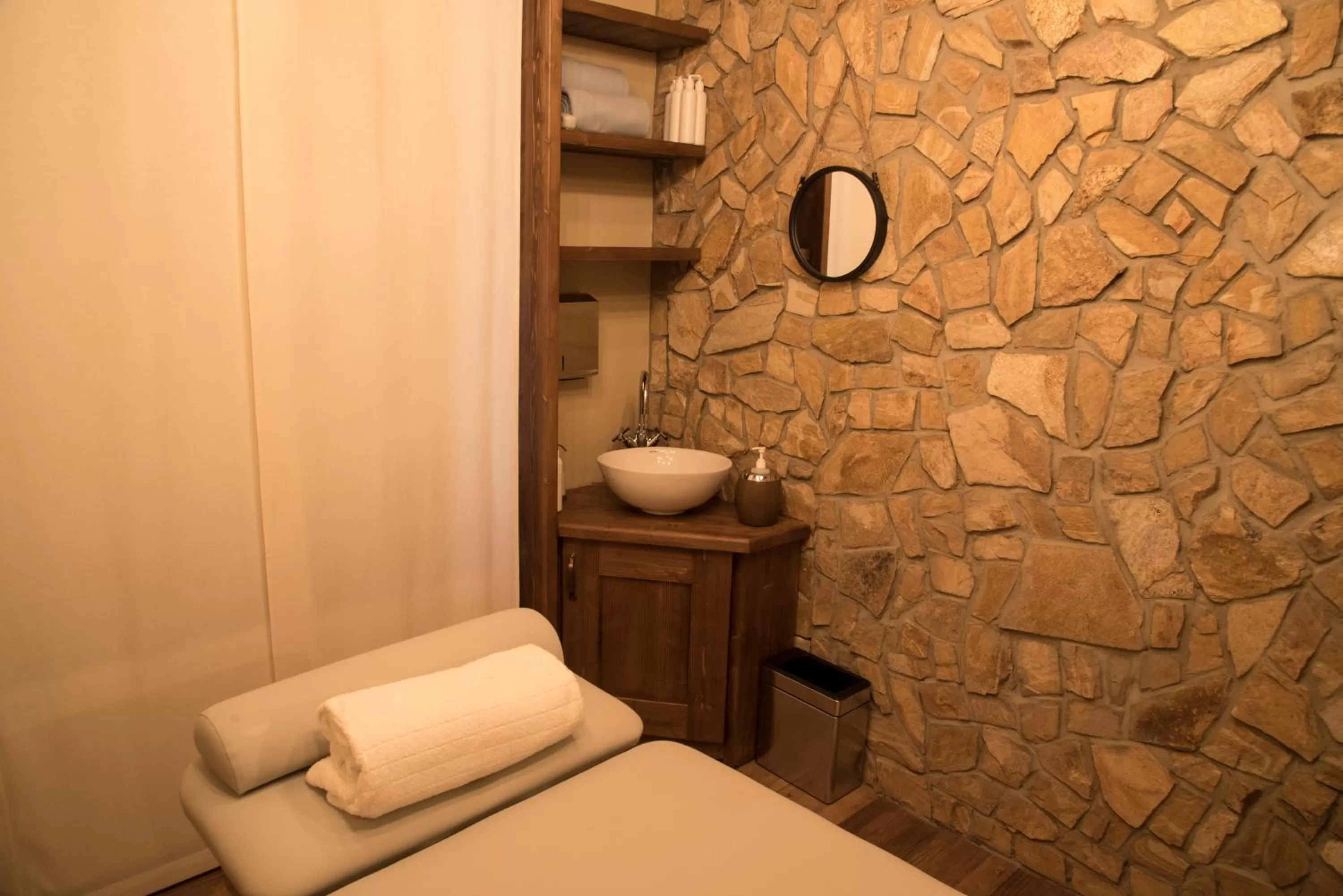 Massage, Bathroom in Hotel Na Baste