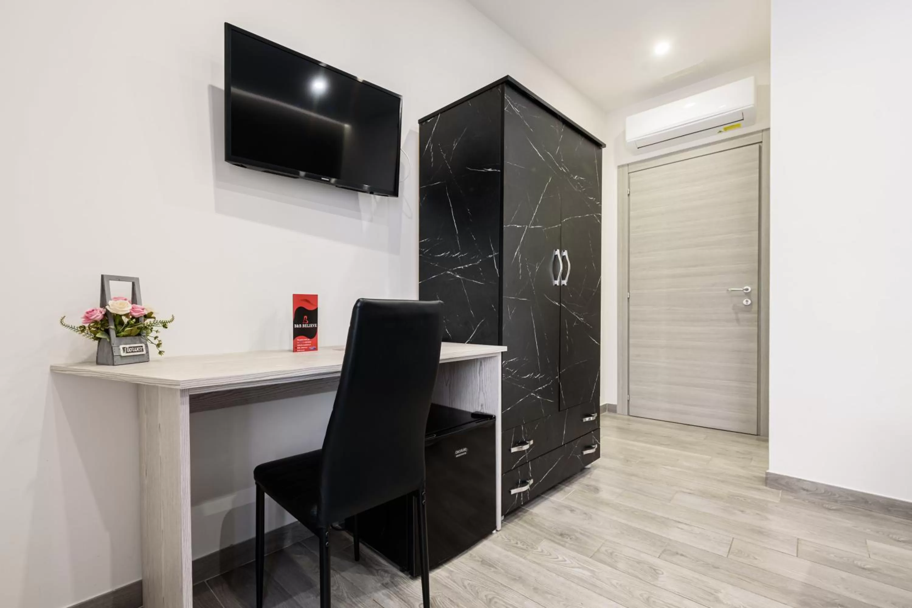 TV/Entertainment Center in B&B BELIEVE con SPA privata