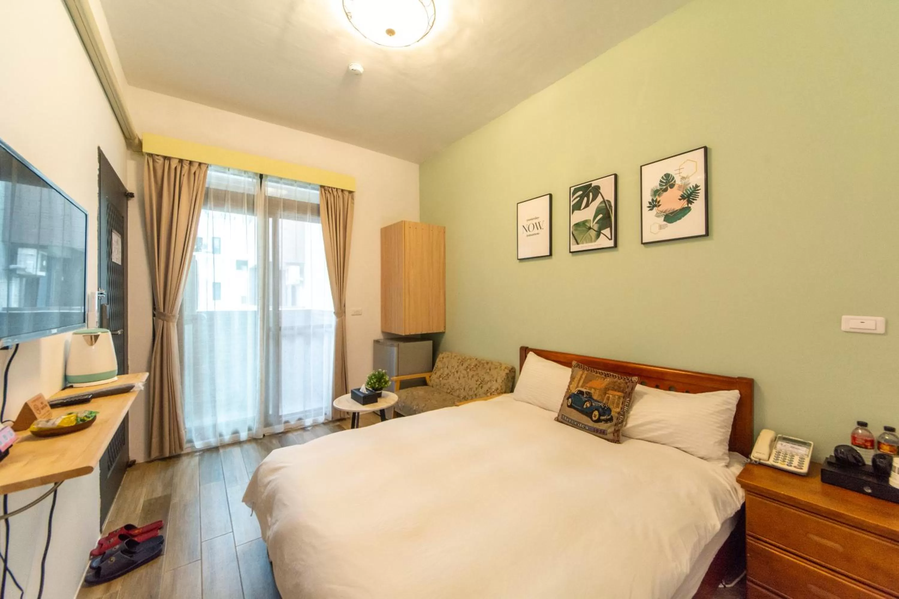 Decorative detail, Bed in Jinguann B&B