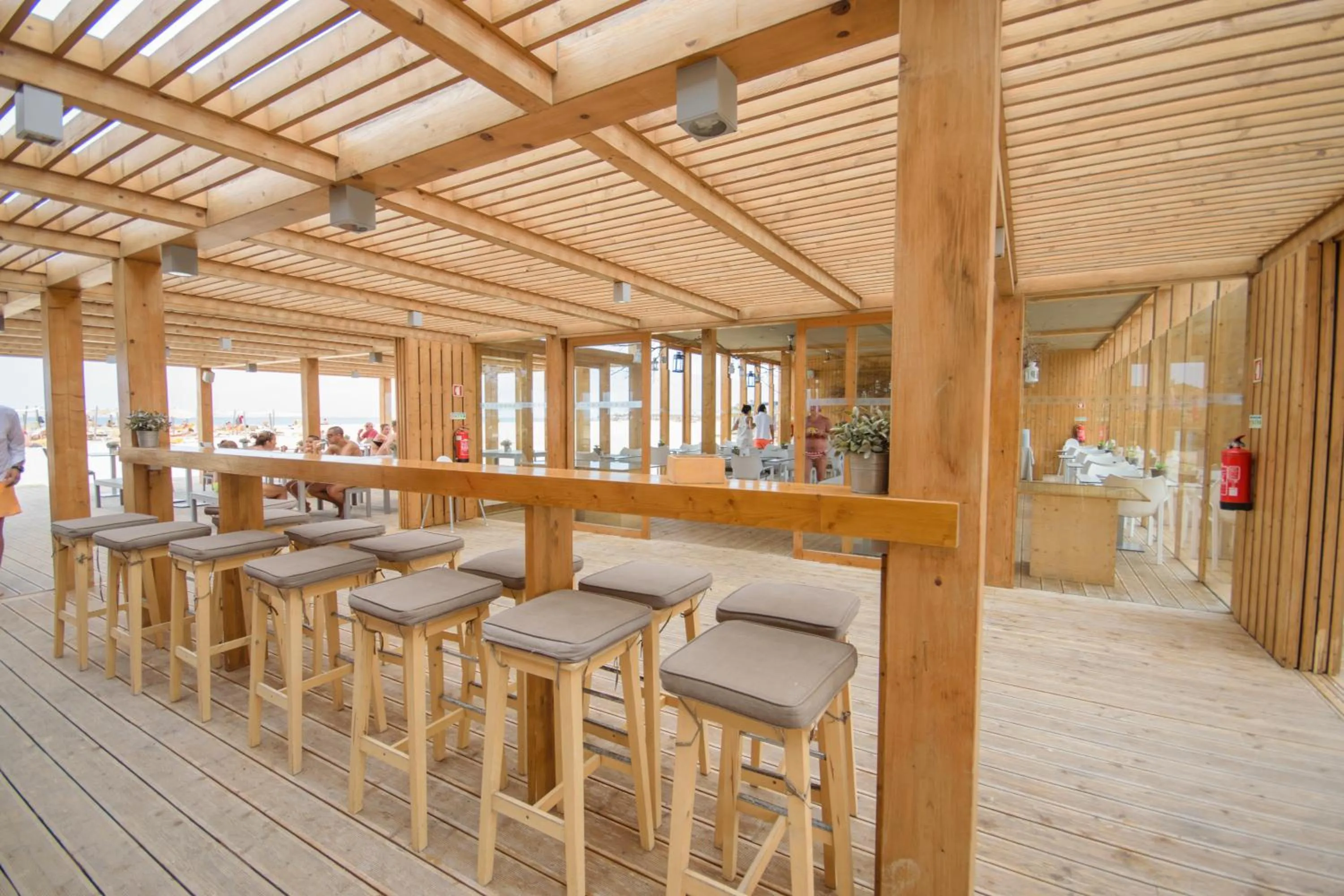 Lounge or bar in Oasis Salinas Sea