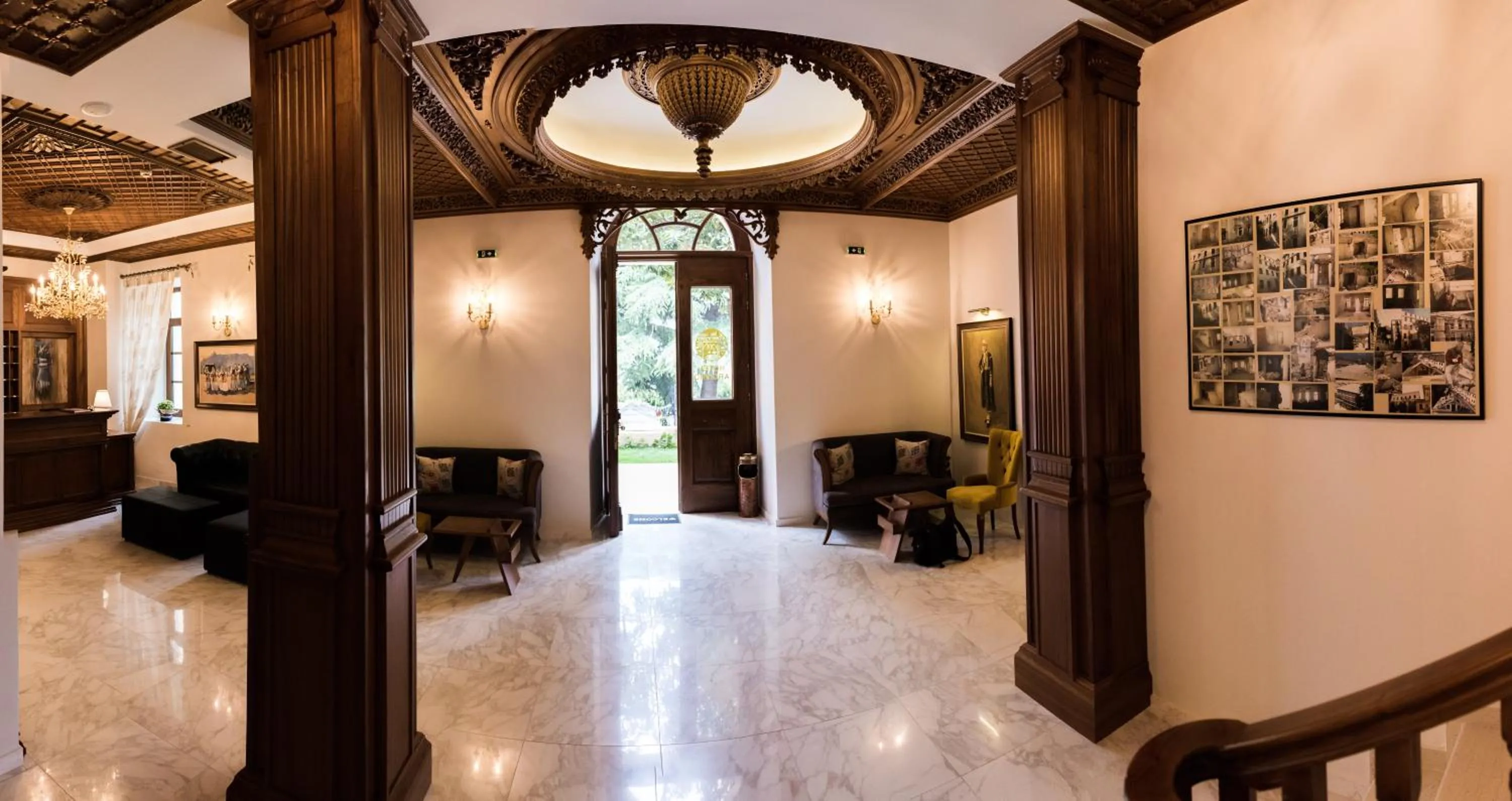 Lobby or reception in Hotel Argjiro