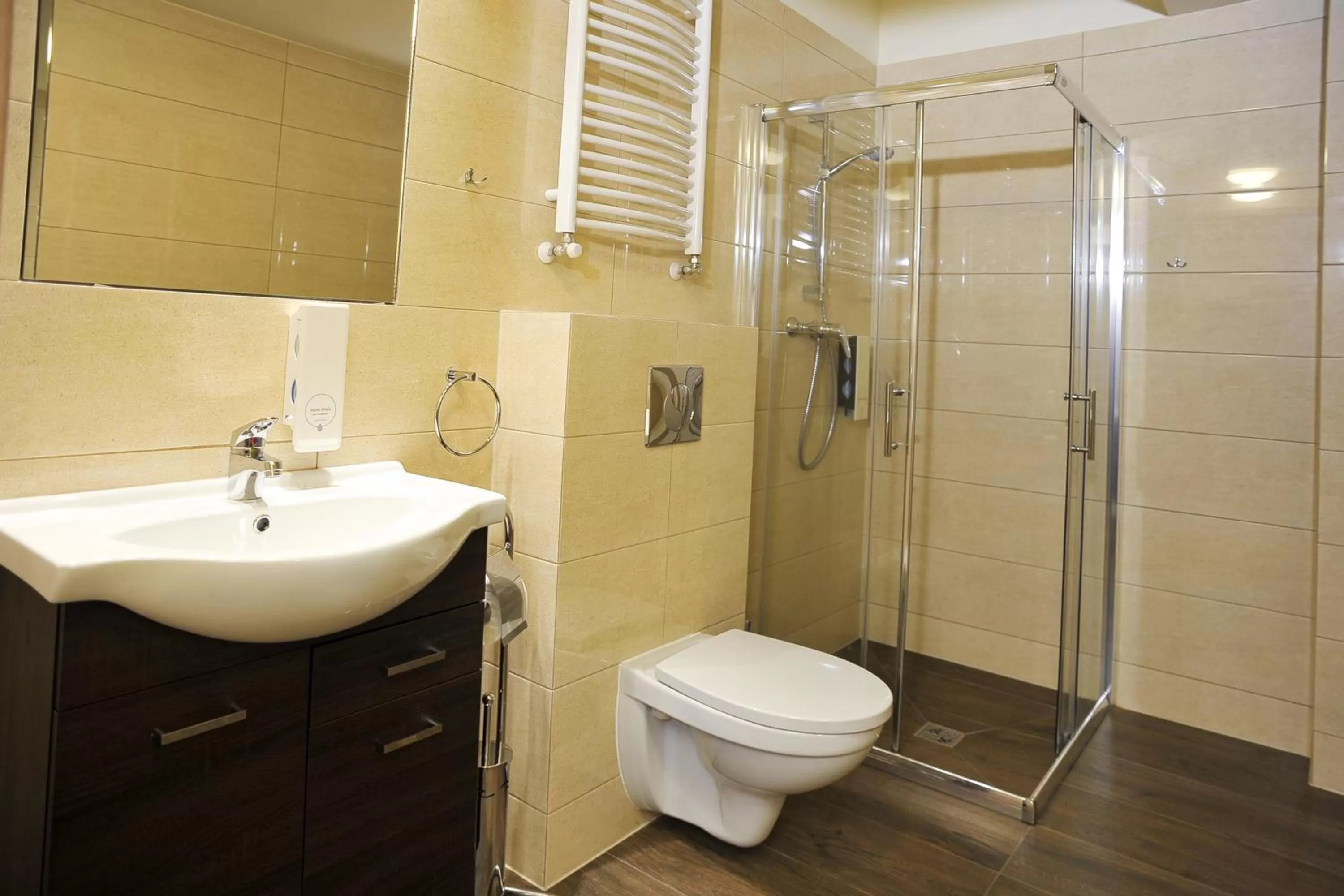 Bathroom in Hotel Mir-Jan SPA