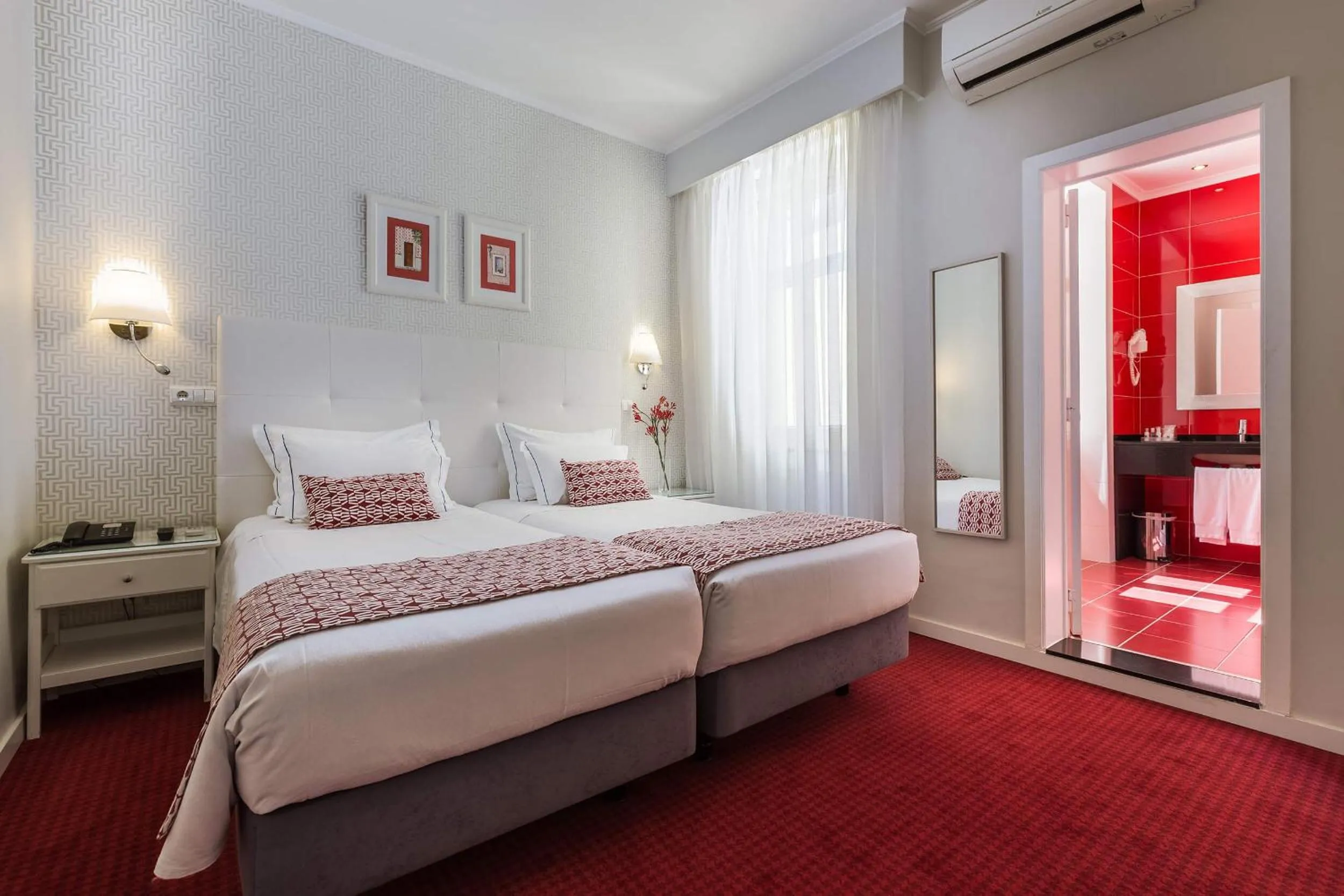 Other, Bed in Hotel Florescente