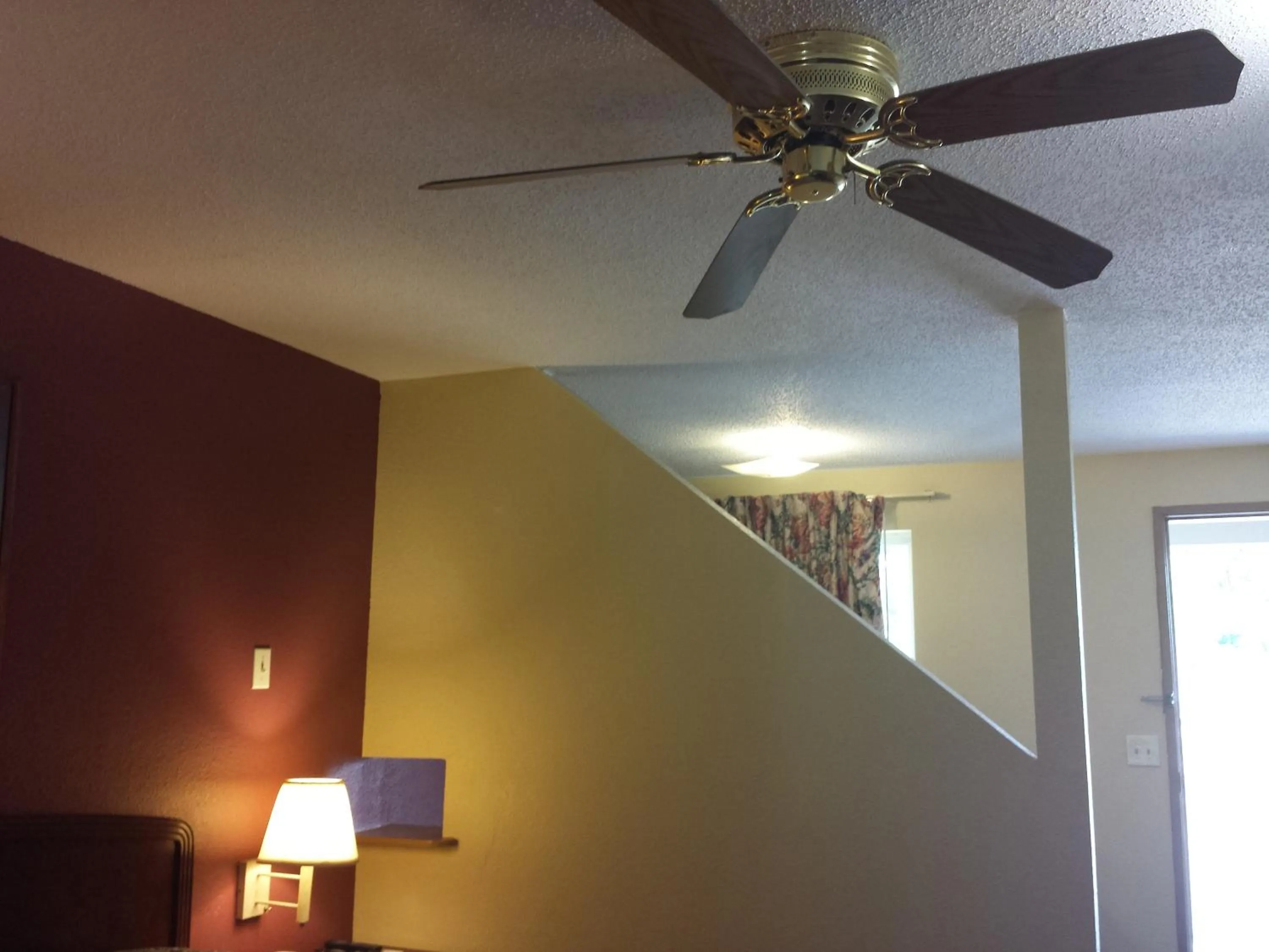 Bedroom in First Western Inn - Fairmont City