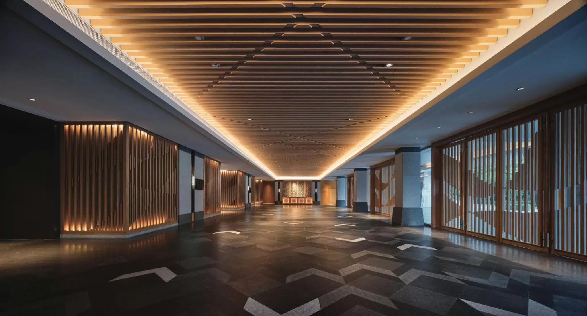 Meeting/conference room in Crowne Plaza Sanya Haitang Bay Resort by IHG