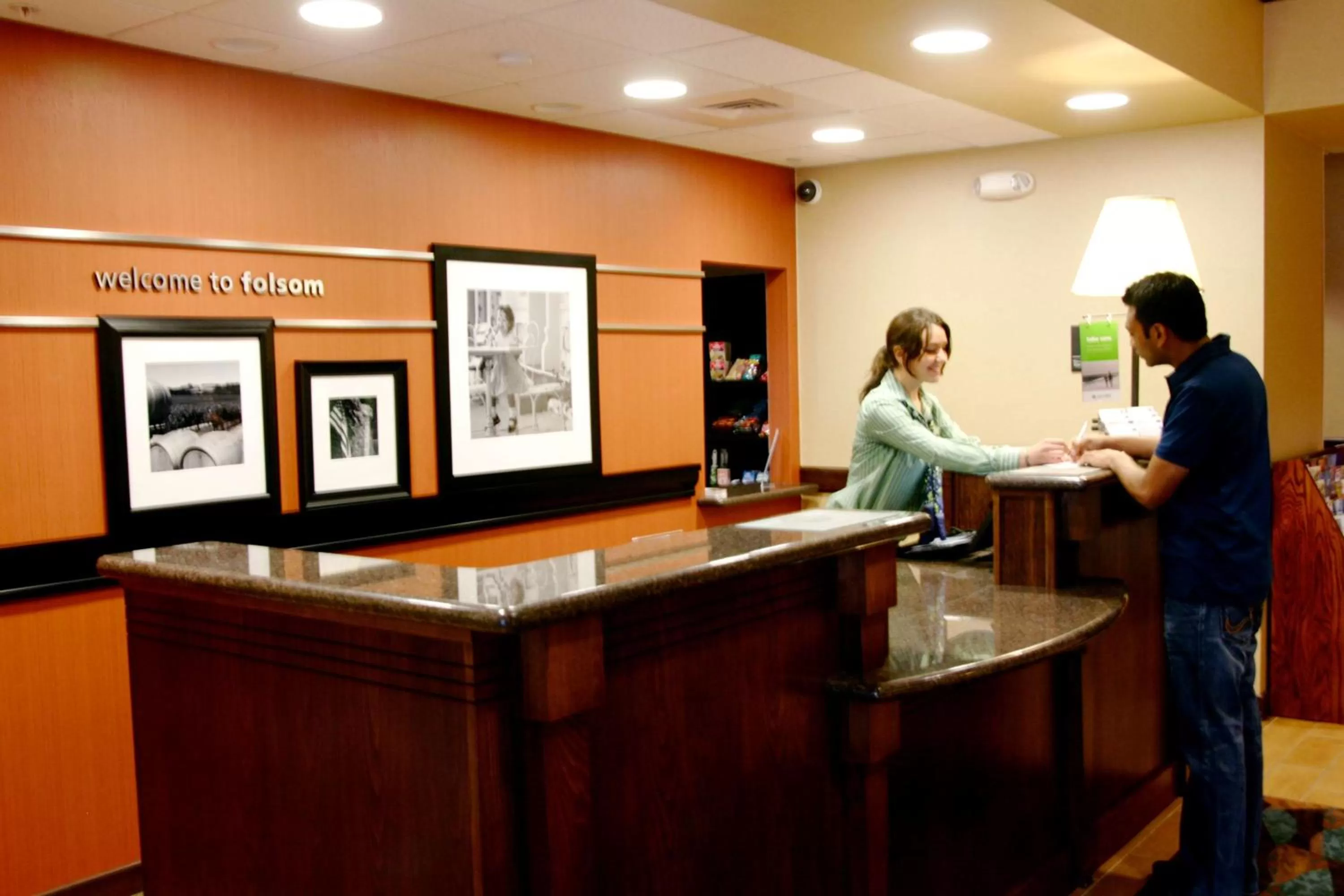 Lobby or reception in Hampton Inn & Suites Folsom