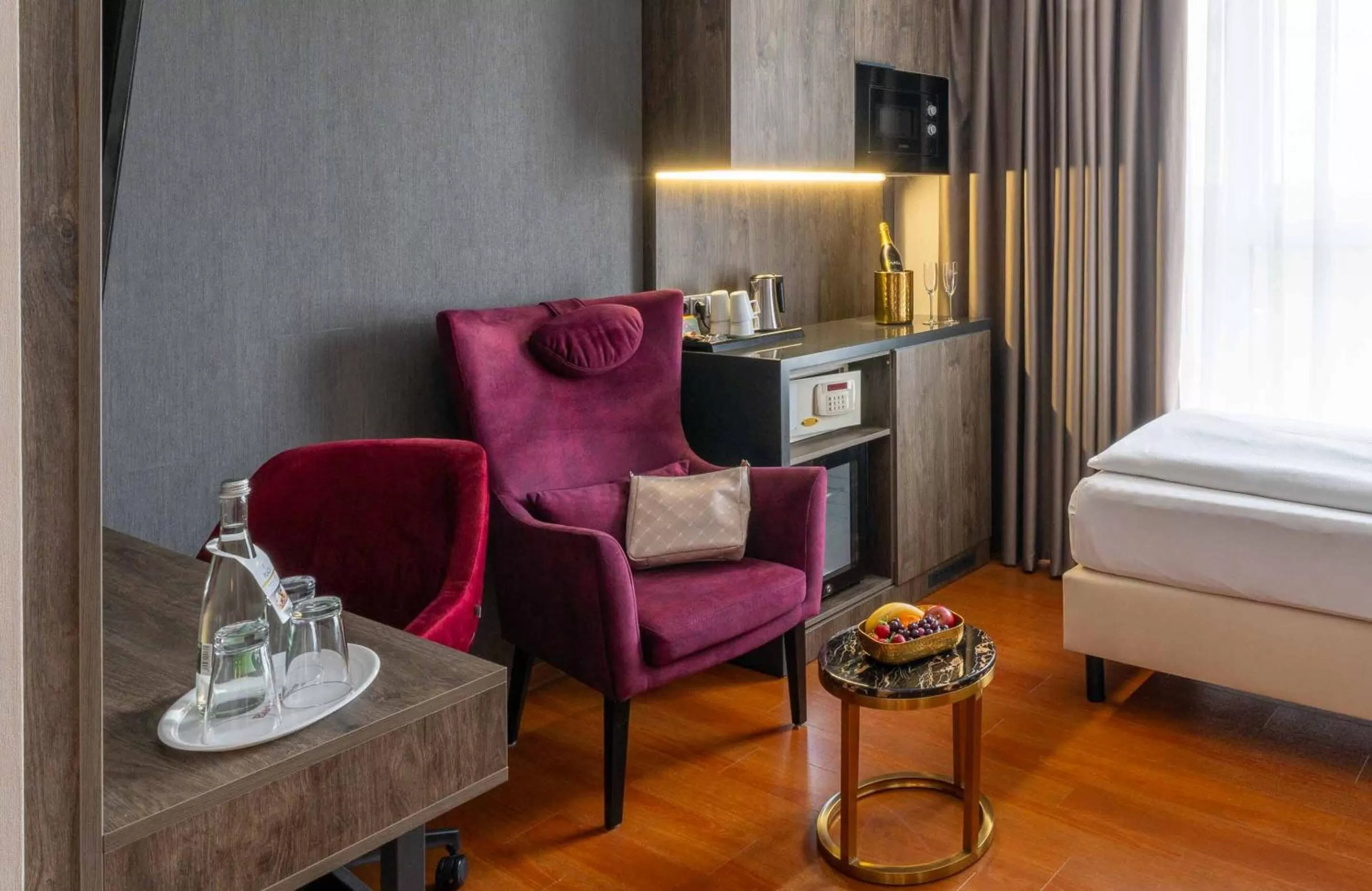 Photo of the whole room, Bed in PLAZA Premium Karlsruhe