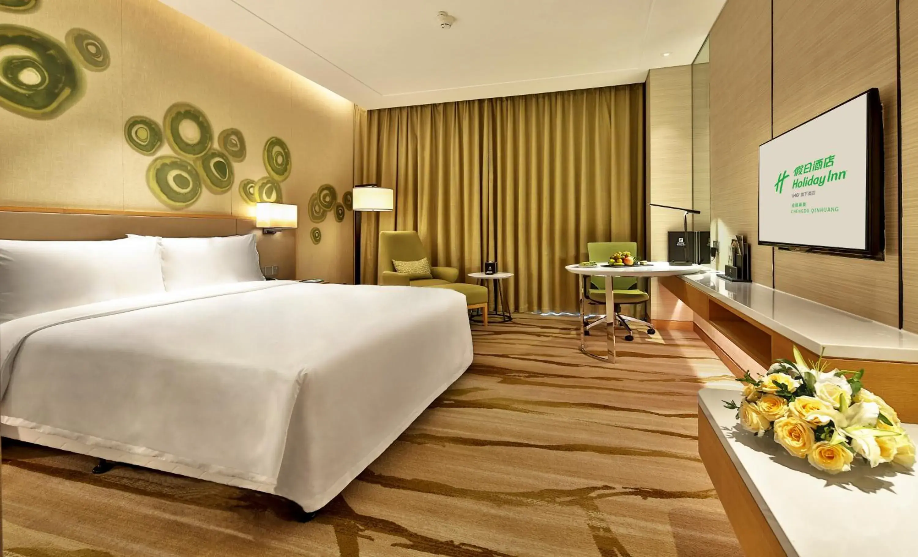 Standard King Room with Lounge Access in Holiday Inn Chengdu Qinhuang by IHG Standard King Room with Lounge Access in Holiday Inn Chengdu Qinhuang by IHG