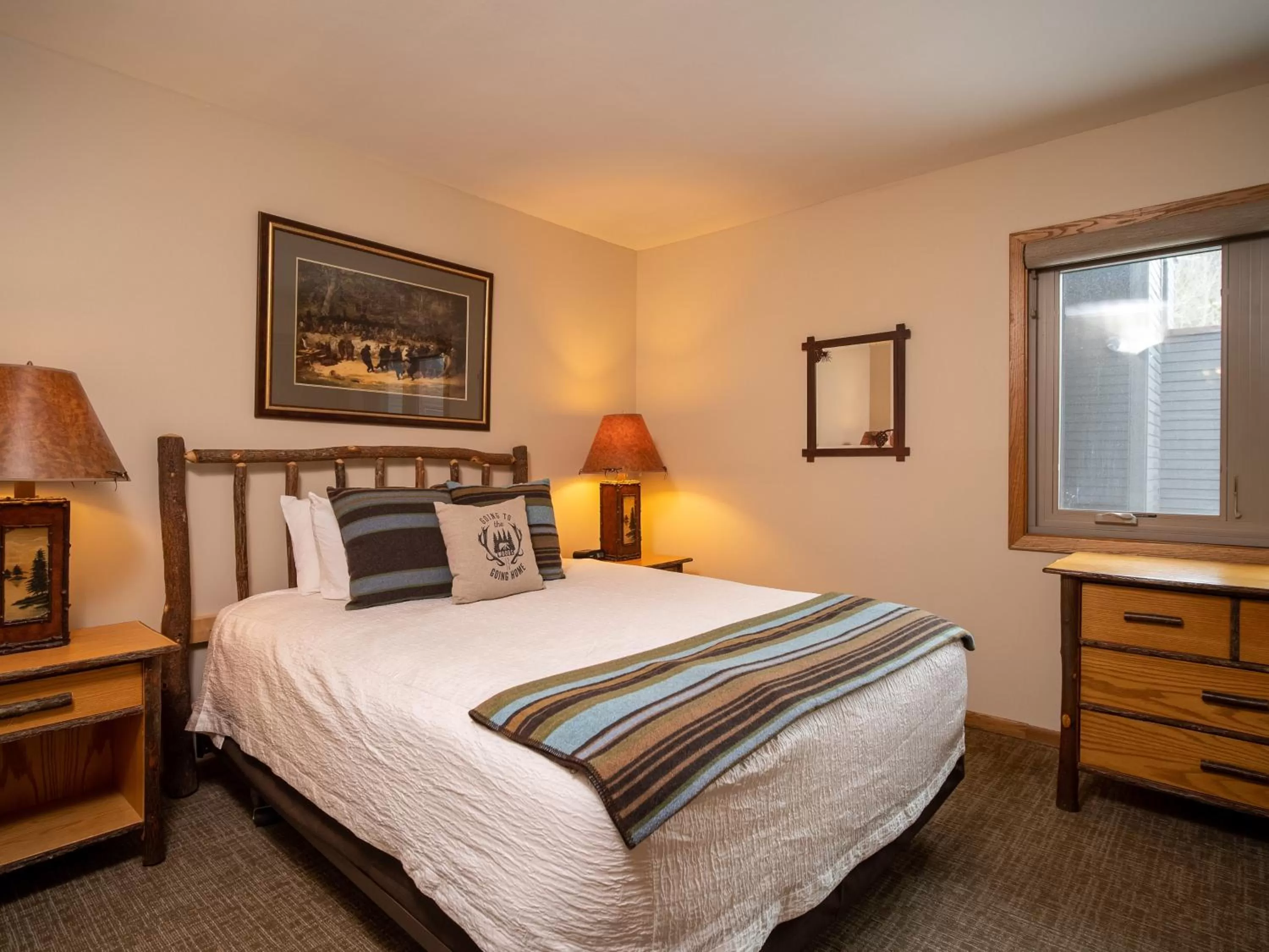 Bed in Caribou Highlands Lodge