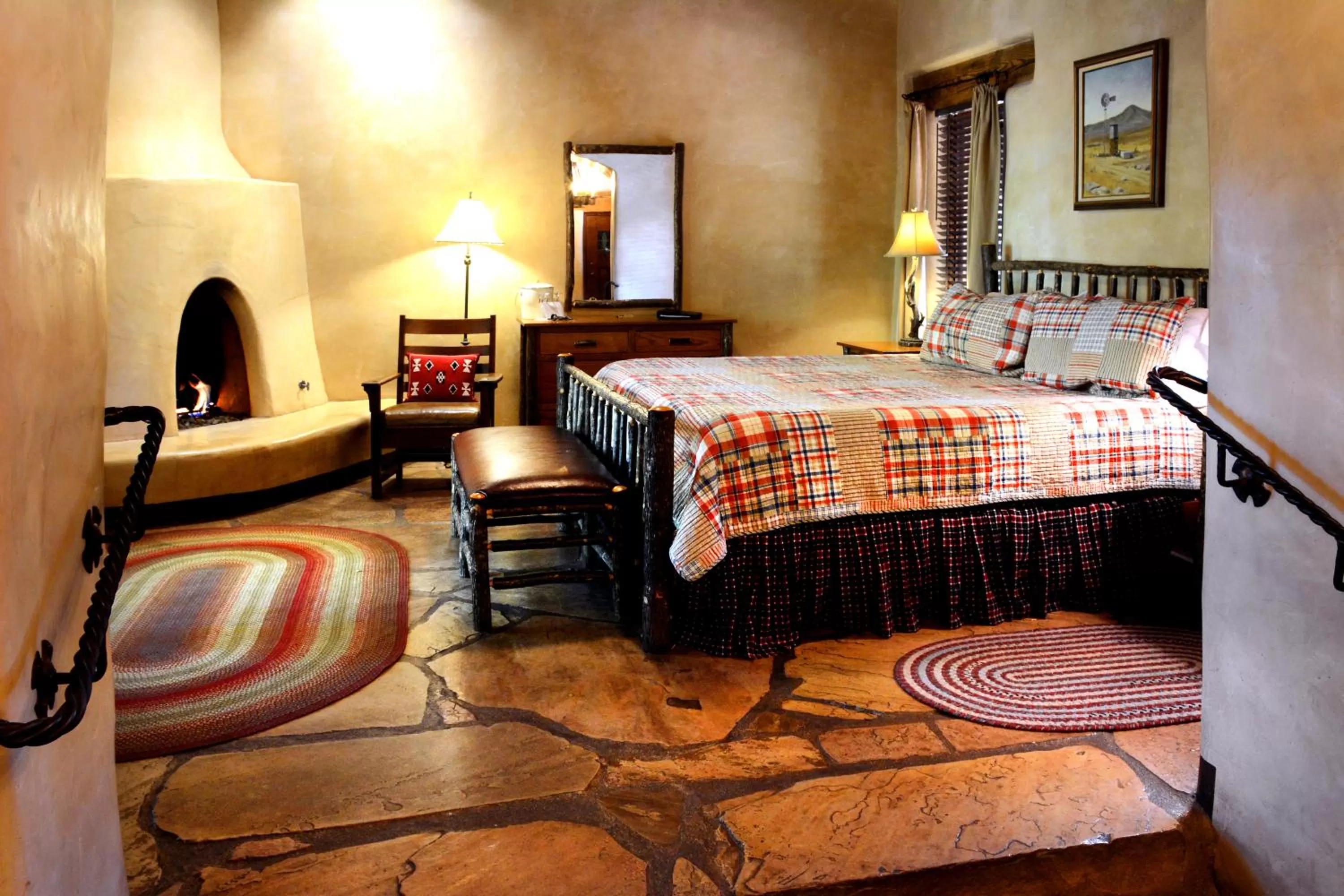 Bedroom, Bed in El Portal Sedona Hotel