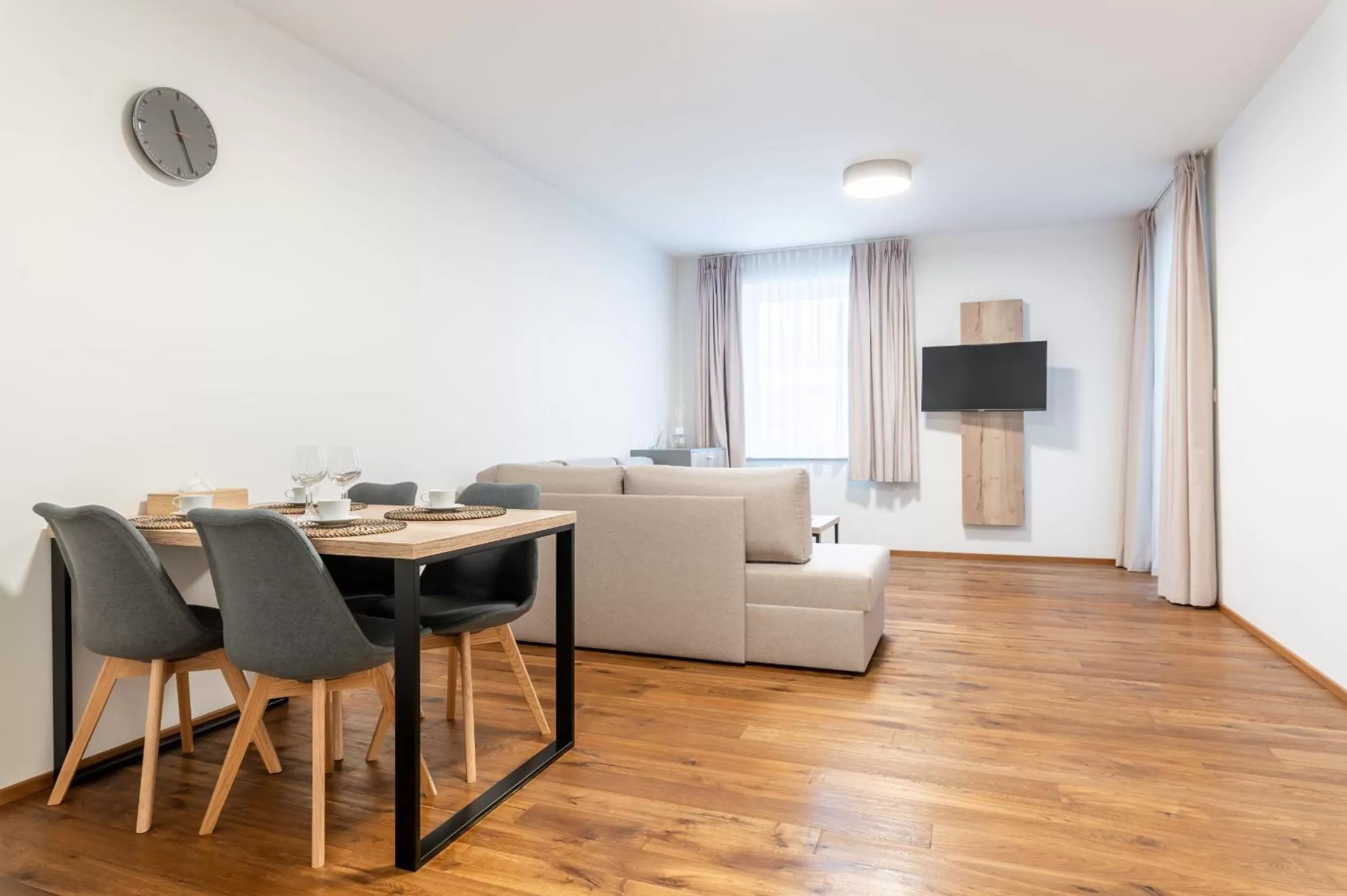 TV and multimedia, Dining Area in Resort Vrchlabí