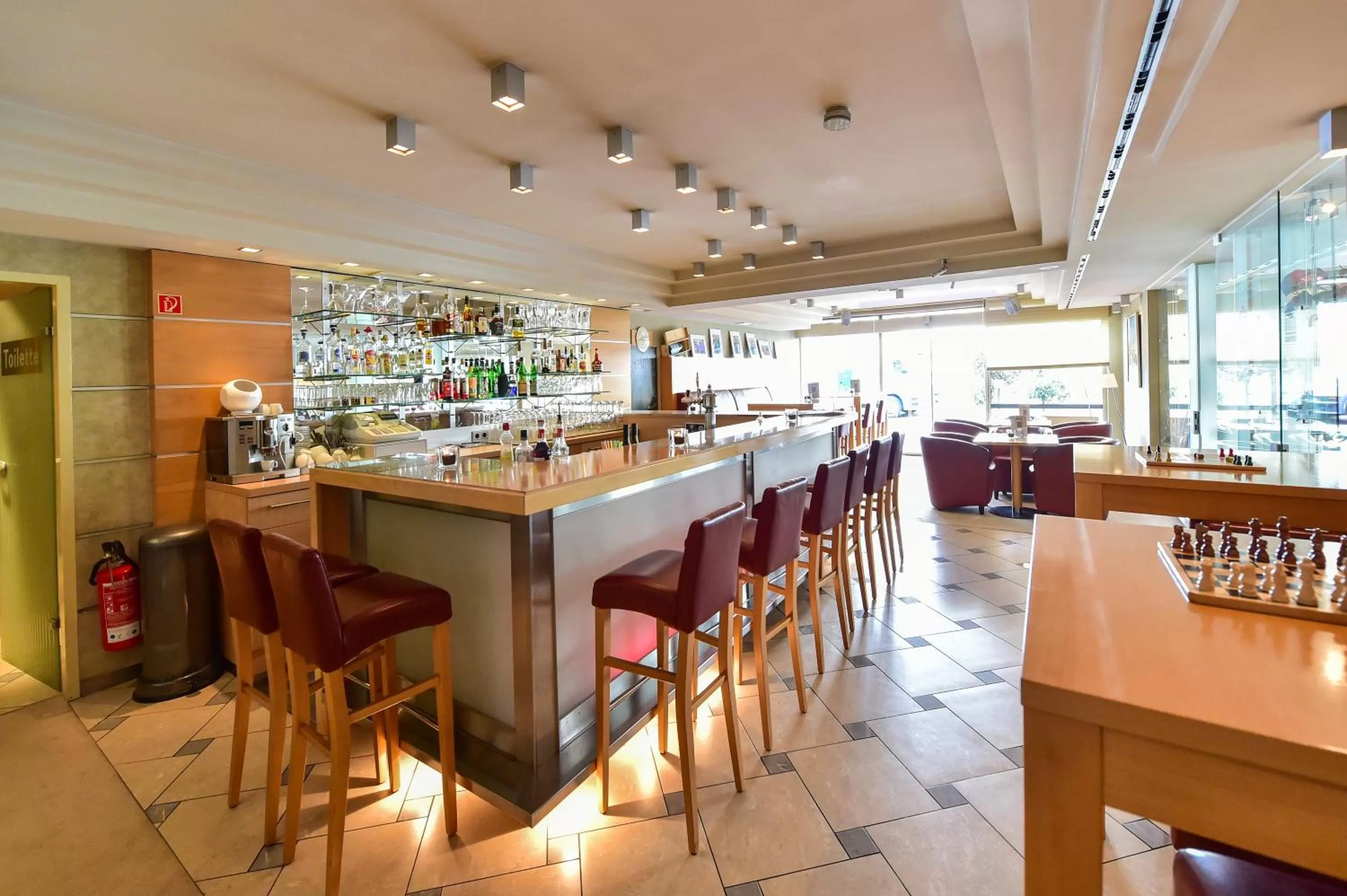 Lounge or bar in STADT HOTEL Iserlohn