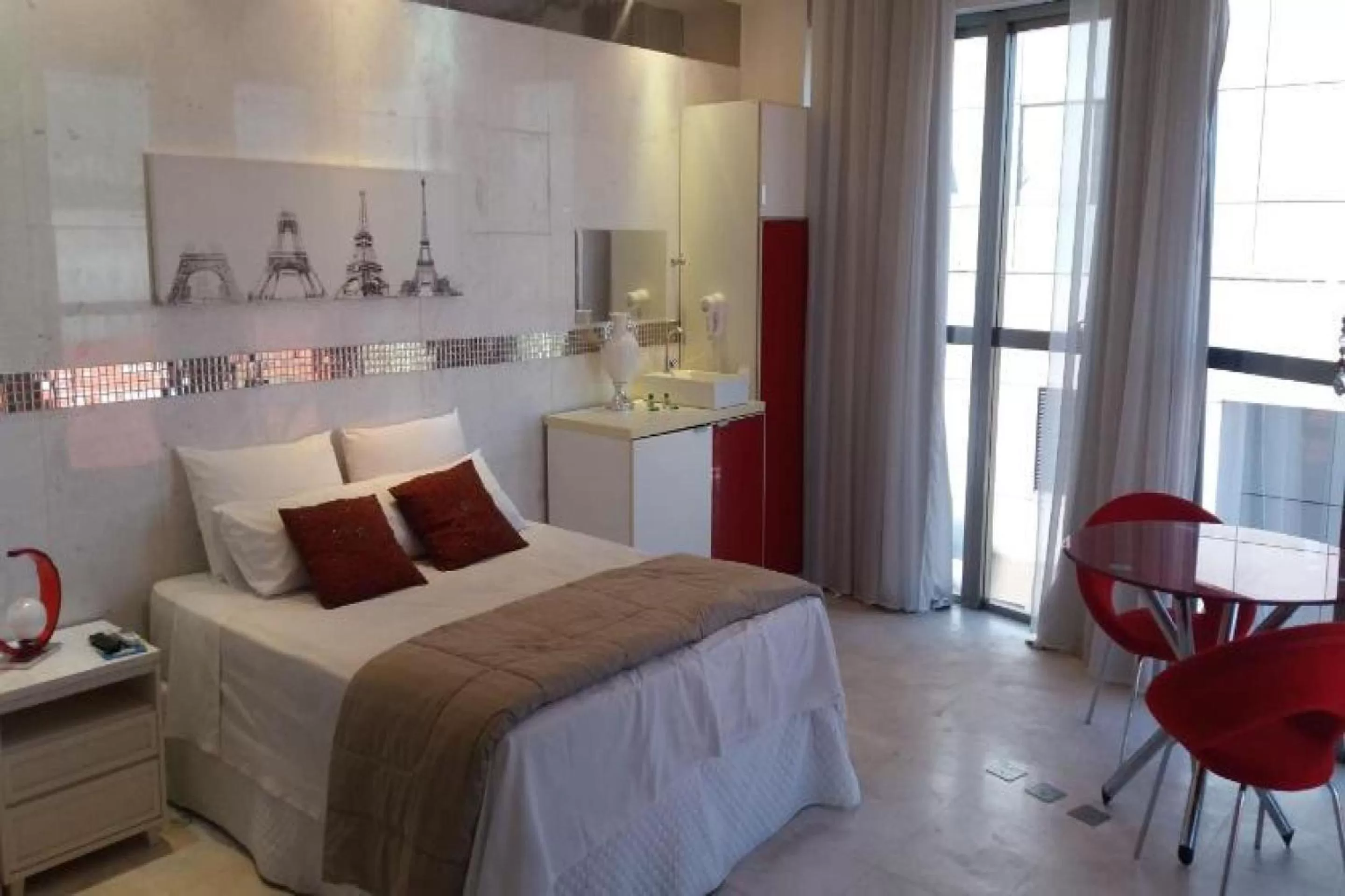 Bedroom, Bed in Compacto Hotel Alphaville Campinas