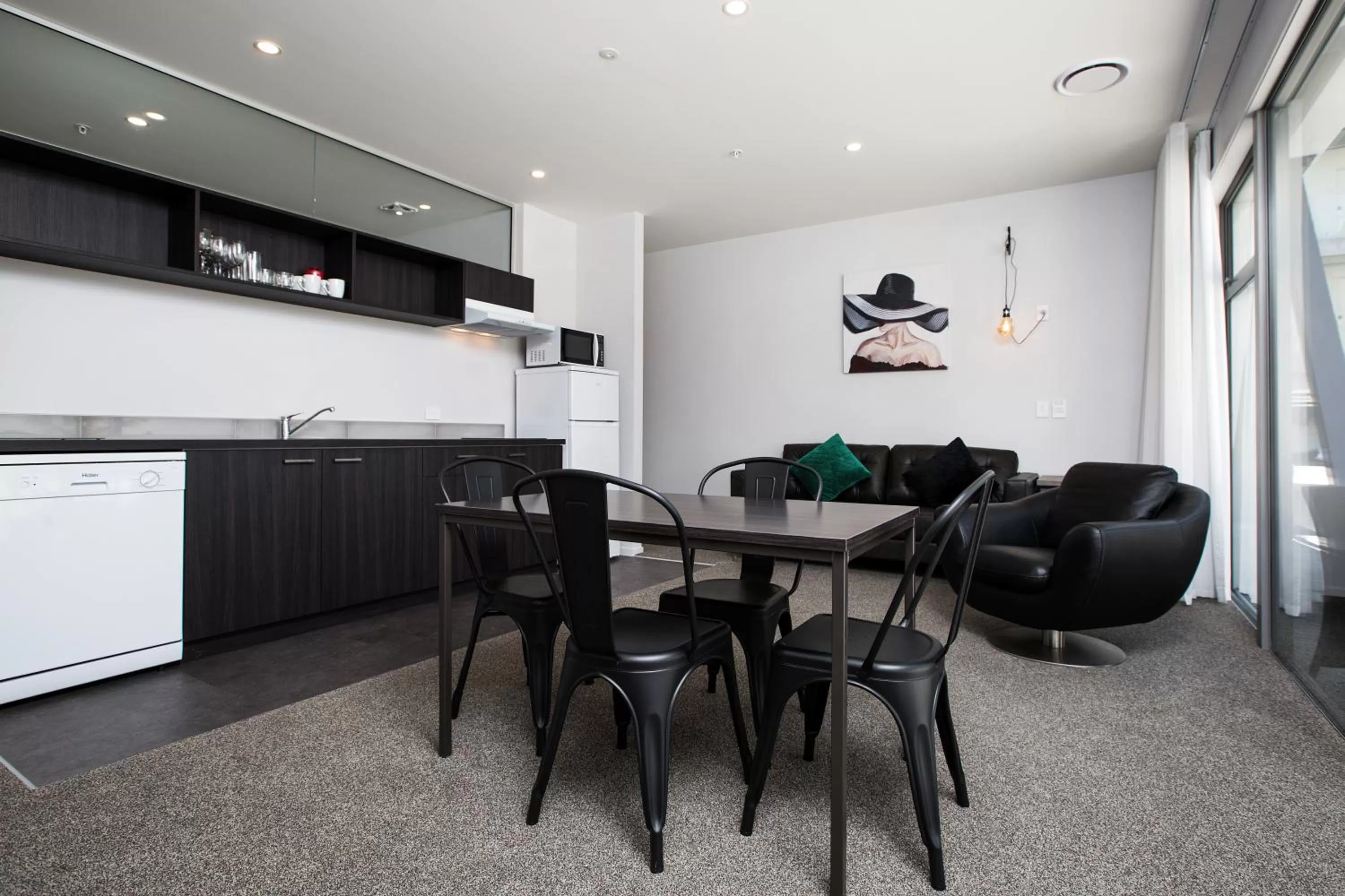 Dining area in The Metrotel