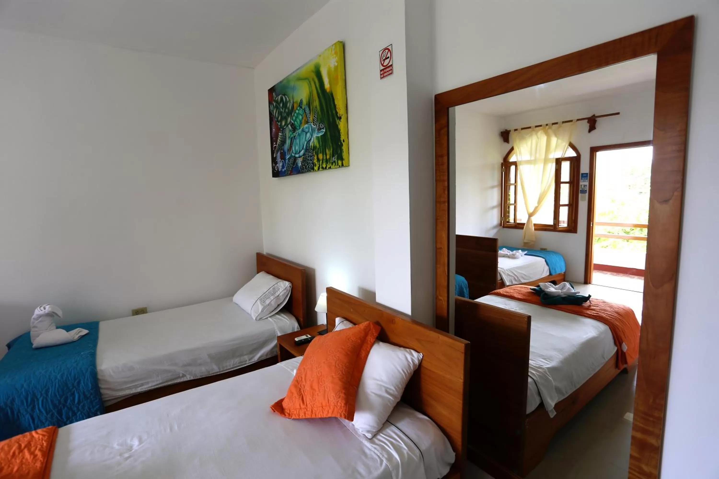 Bed in The Galapagos Pearl B&B