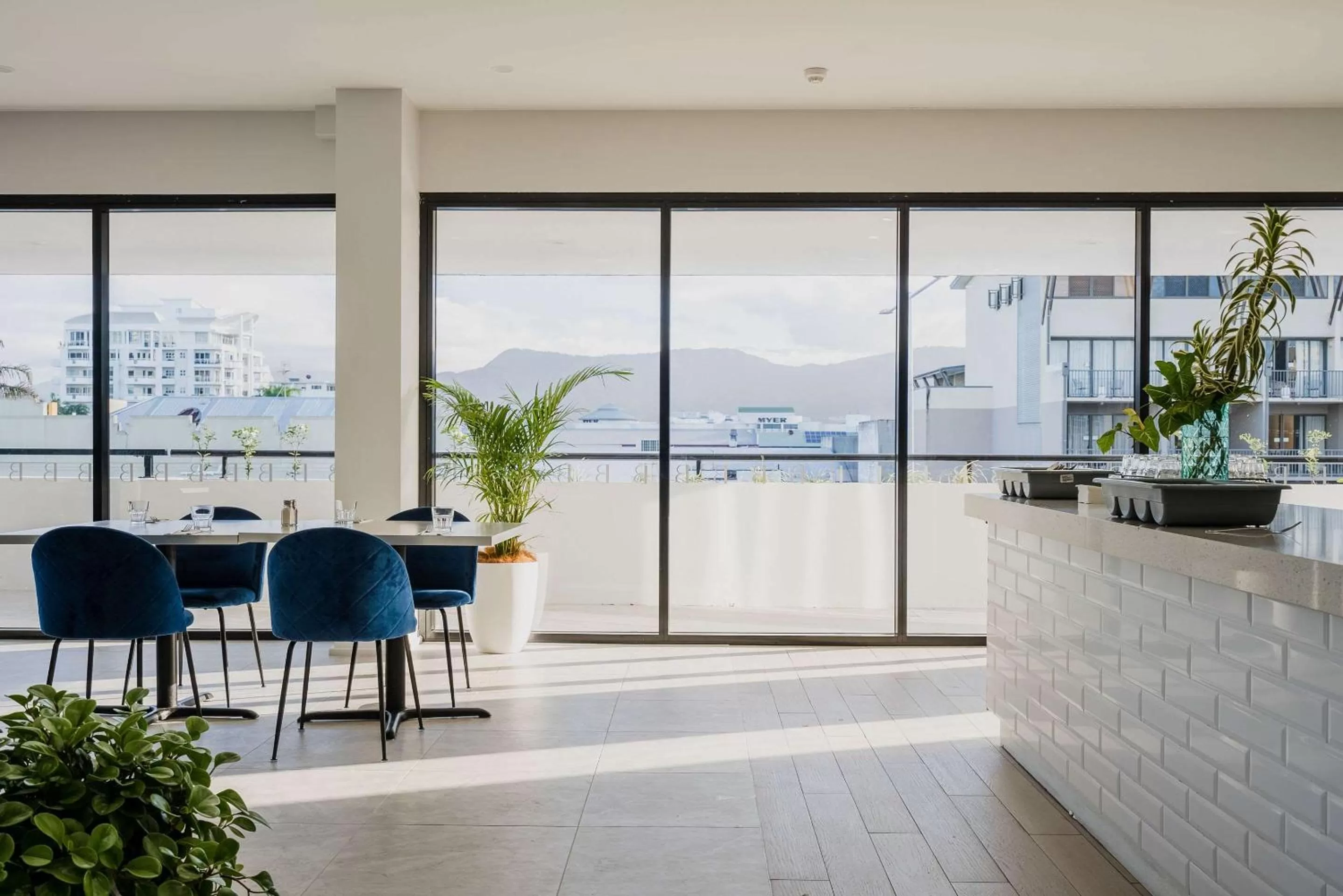 Restaurant/places to eat in The Benson Hotel