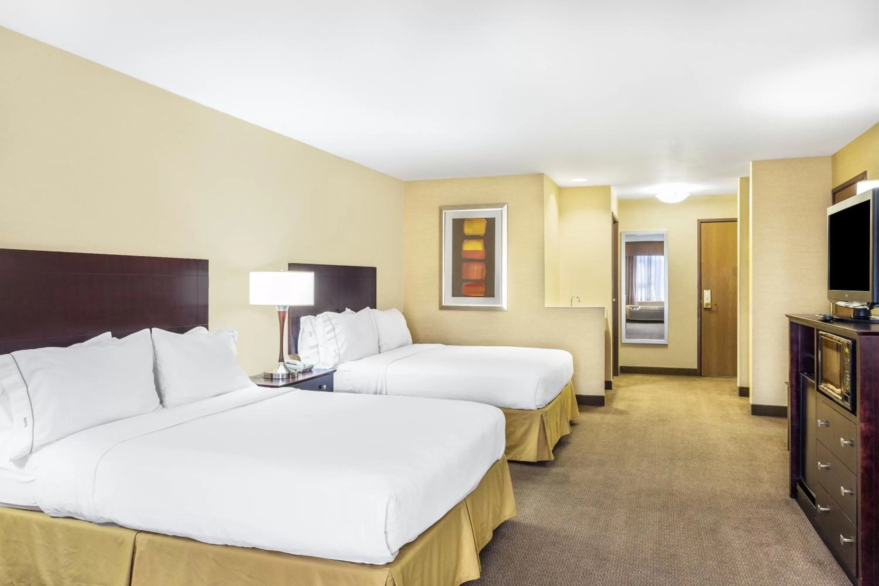 Photo of the whole room, Bed in Holiday Inn Express Hotel & Suites Nogales by IHG