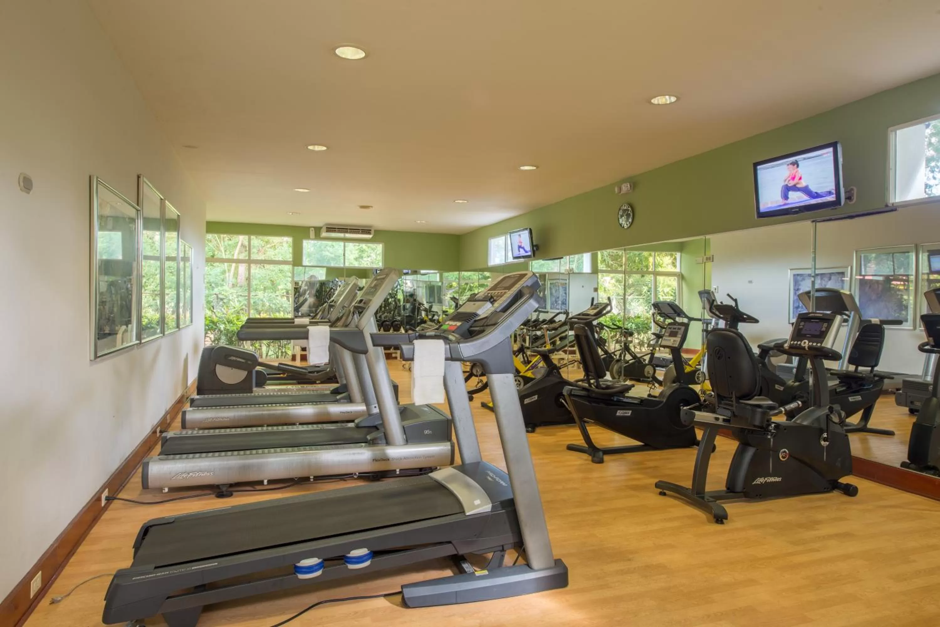 Fitness centre/facilities in Hotel Globales Camino Real Managua