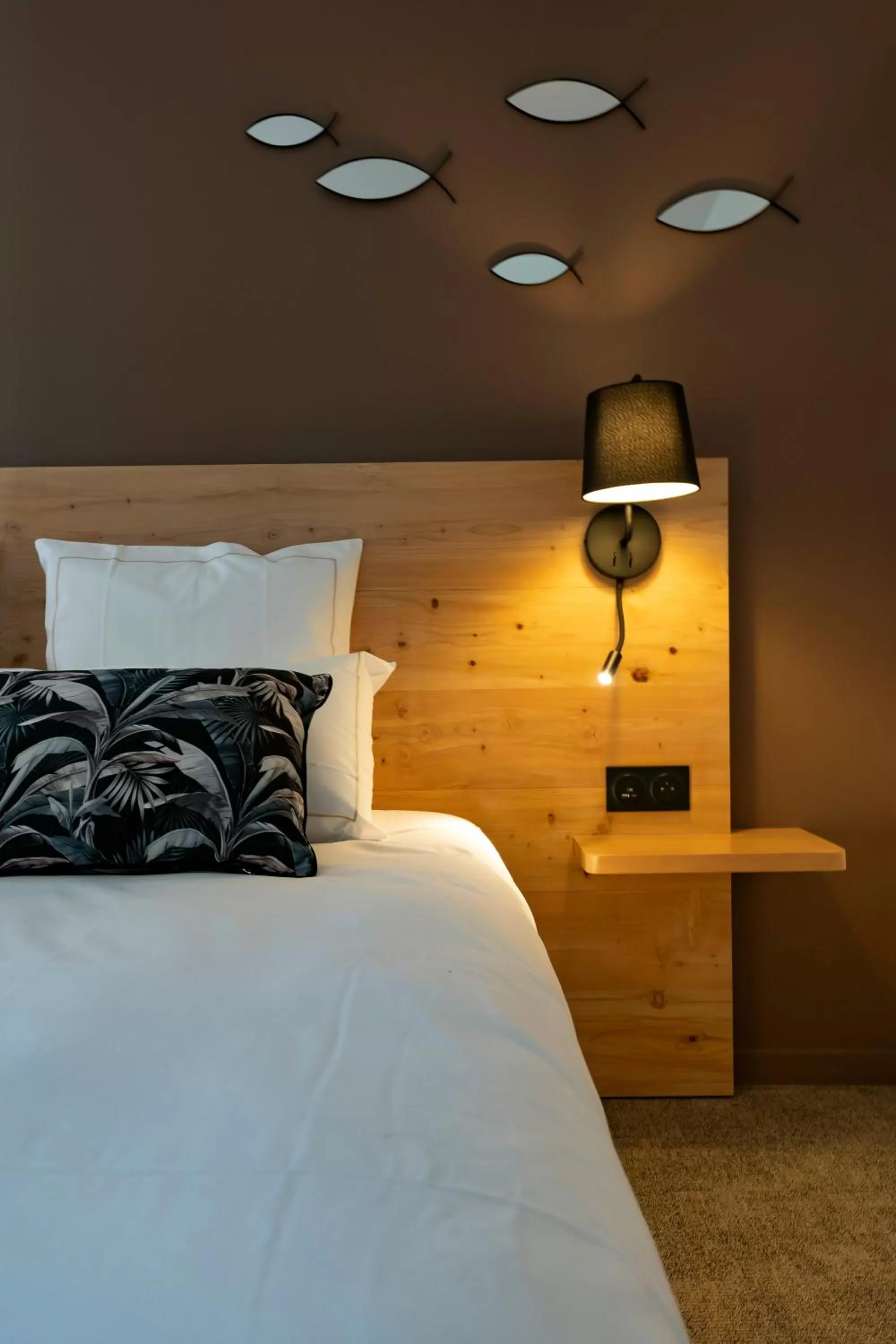 Photo of the whole room, Bed in HOTEL LE 25