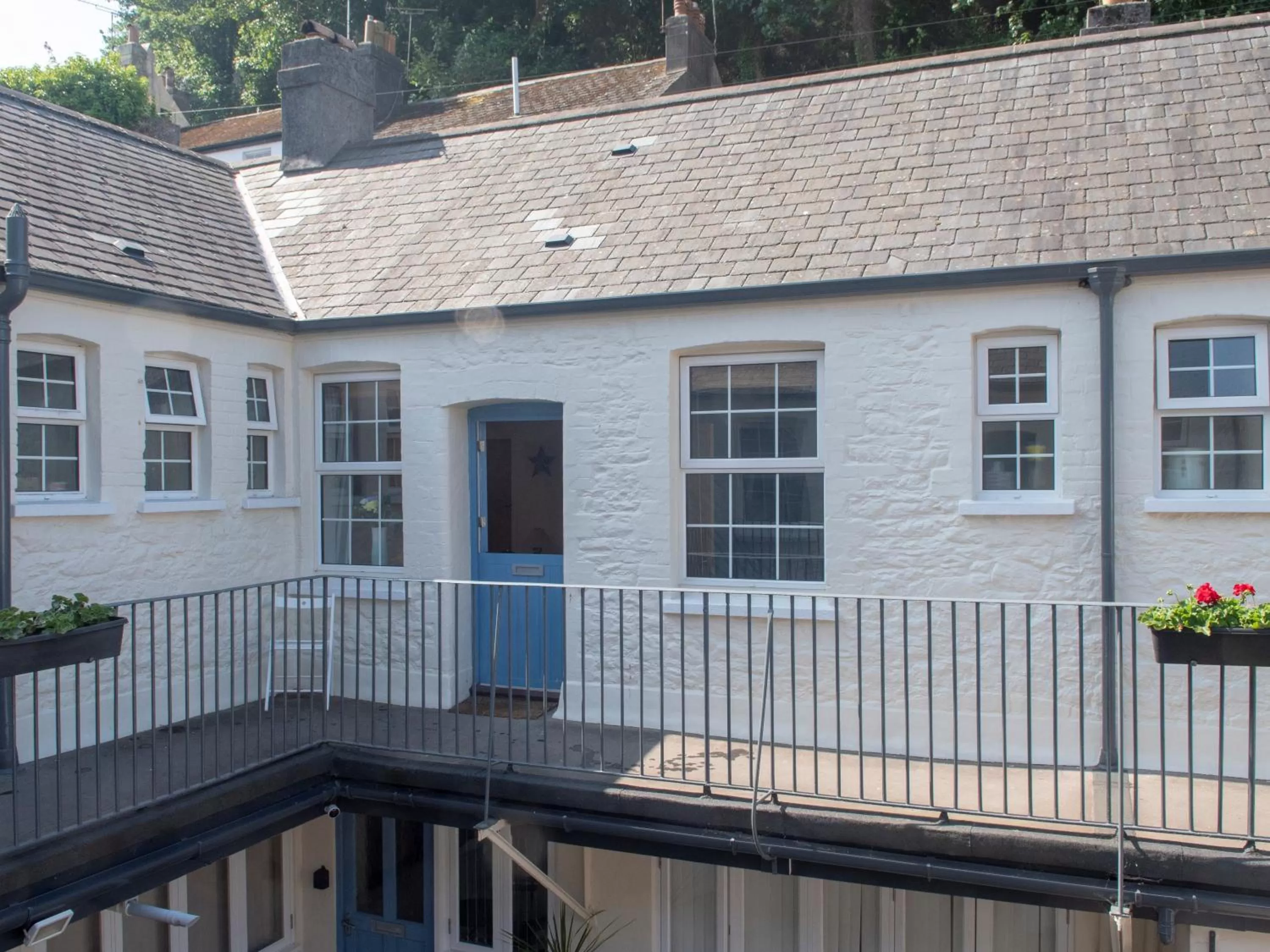 Property building in Harbour Retreat Trinity Mews