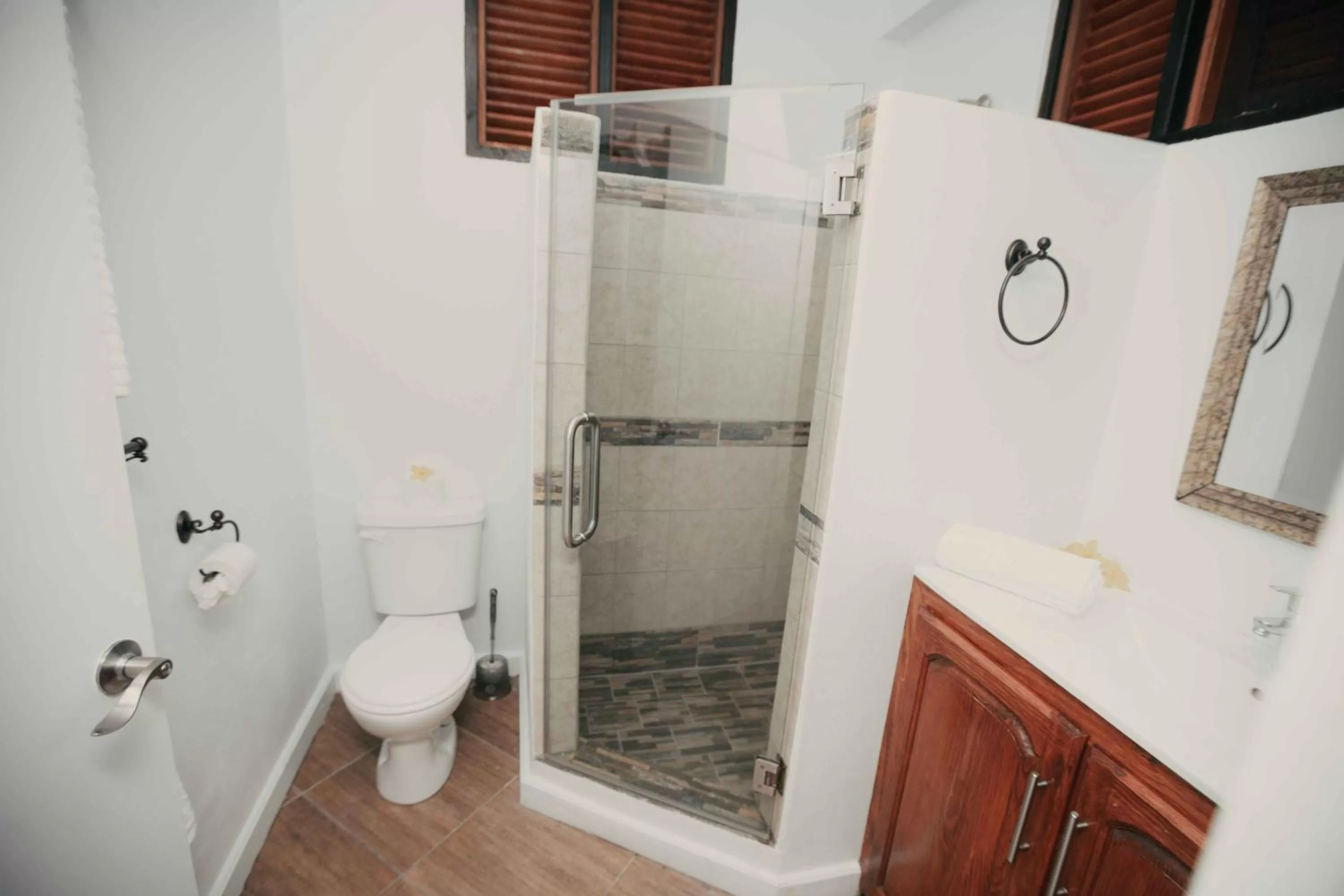 Shower in Samfi Gardens