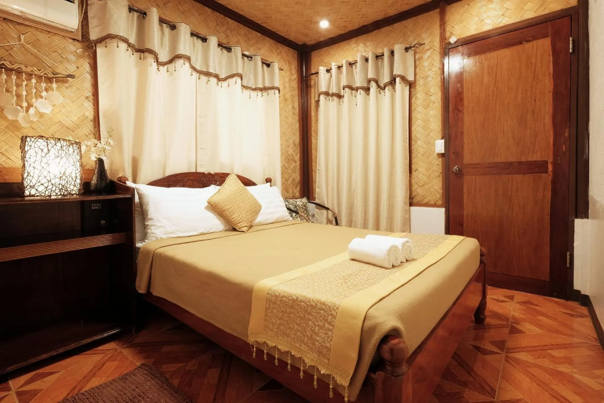 Bedroom, Bed in Villa Khadine Grand Vista Resort