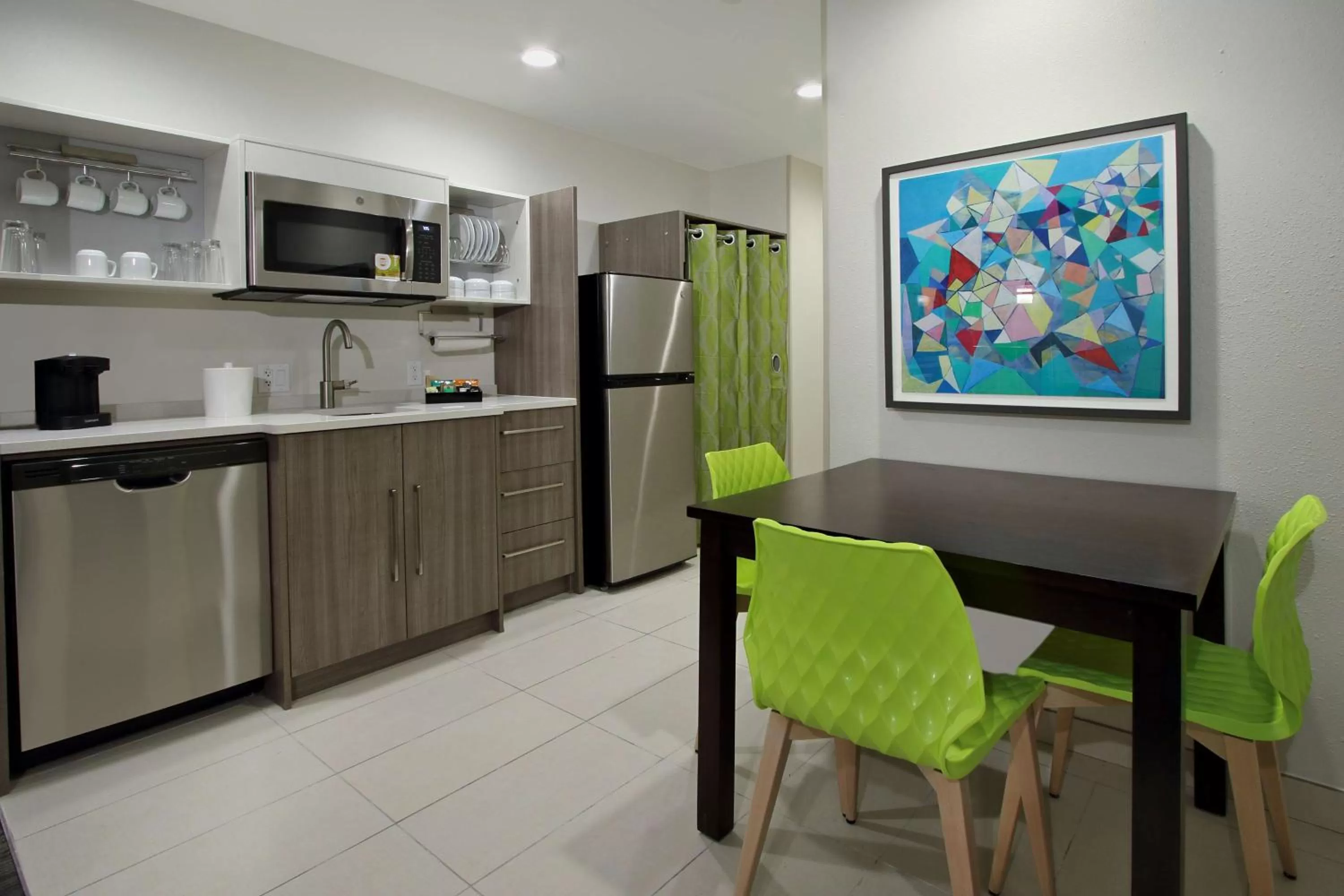 Kitchen or kitchenette in Home2 Suites By Hilton Beaumont, Tx