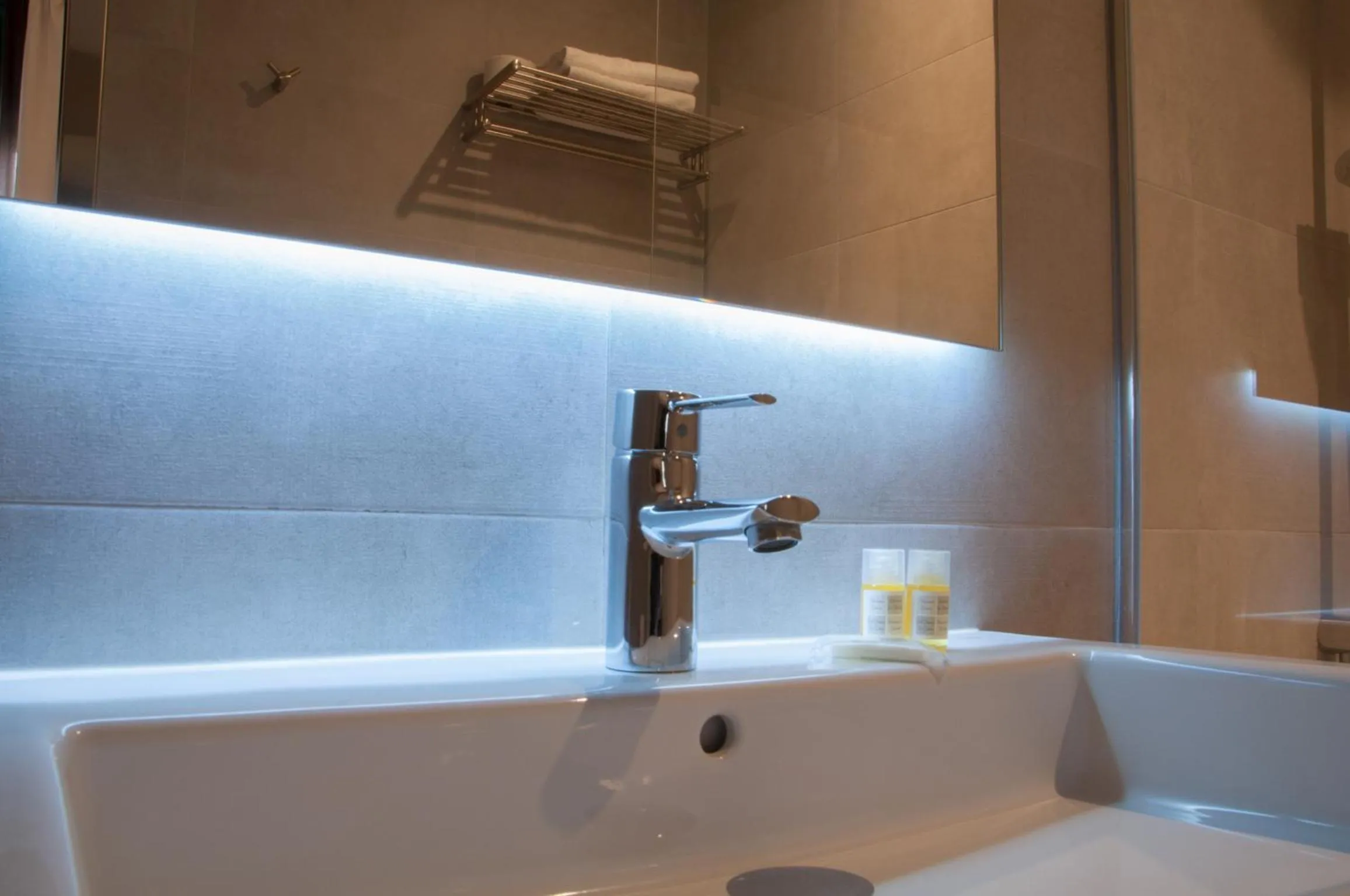 Bathroom in Hostal Bcn 46