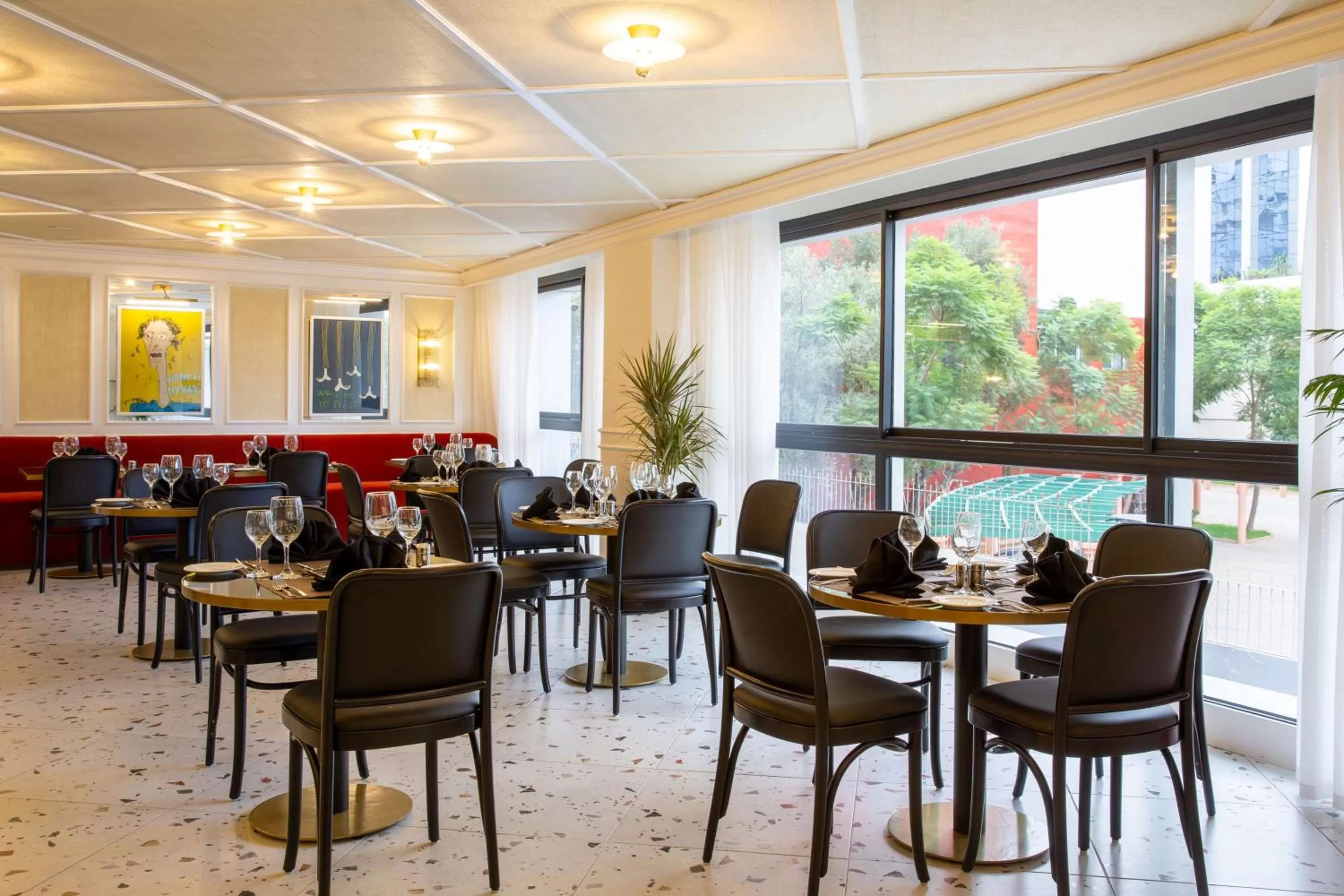 Restaurant/places to eat in Best Western Plus Casablanca City Center