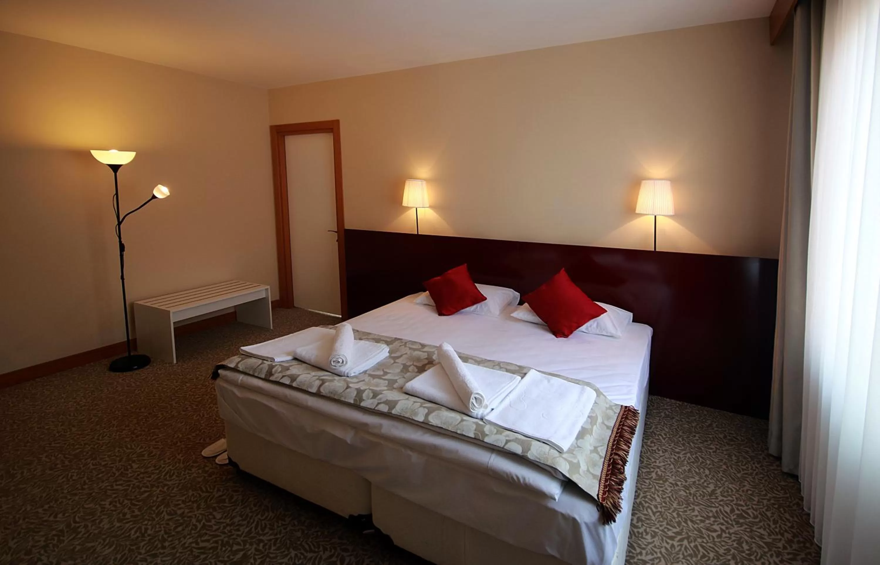 Bedroom, Bed in Trakya City Hotel