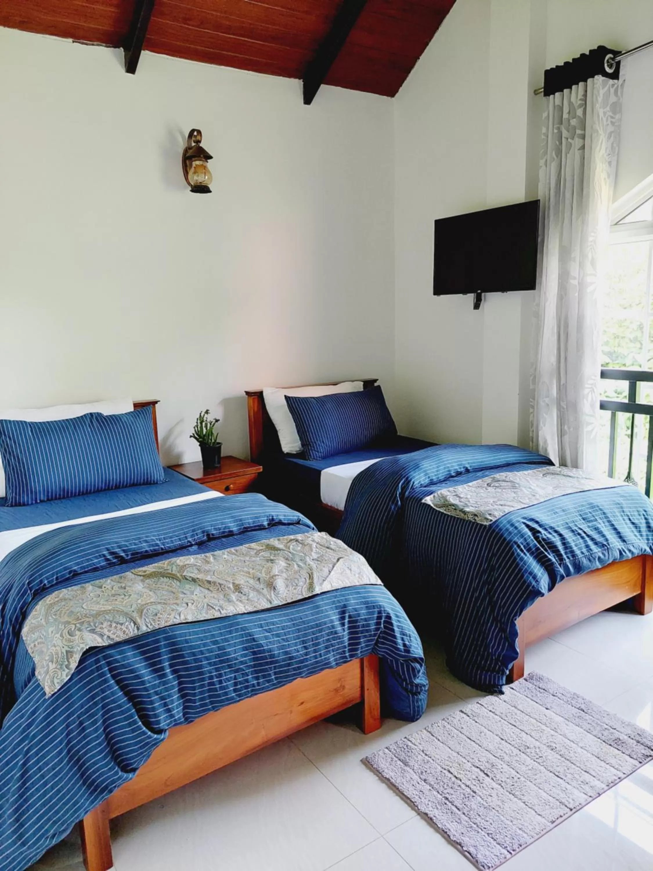 Bedroom, Bed in Misthill Rest - Lavish Villa