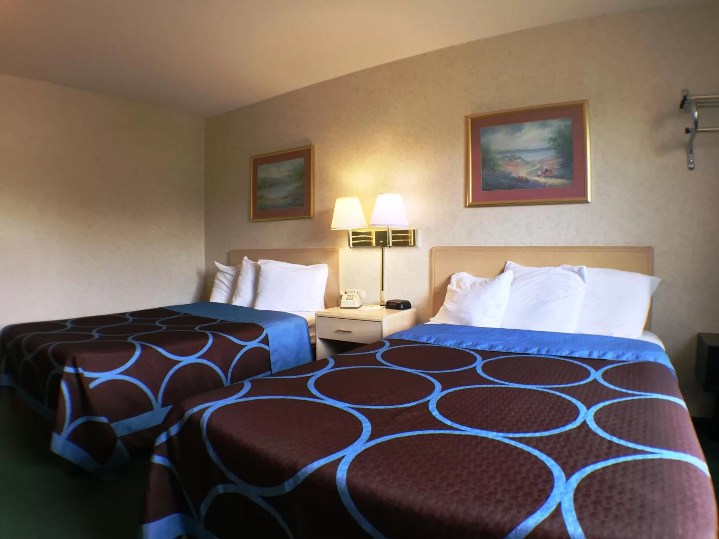 Bed in Super 8 by Wyndham Canandaigua