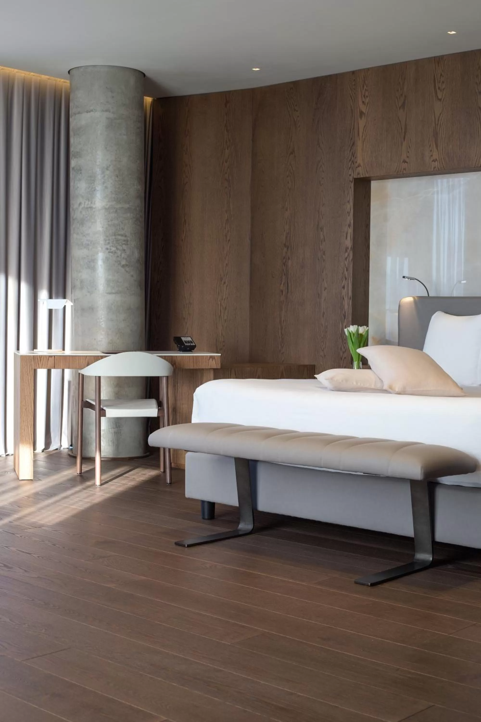 Bed in Maritim Hotel Plaza Tirana