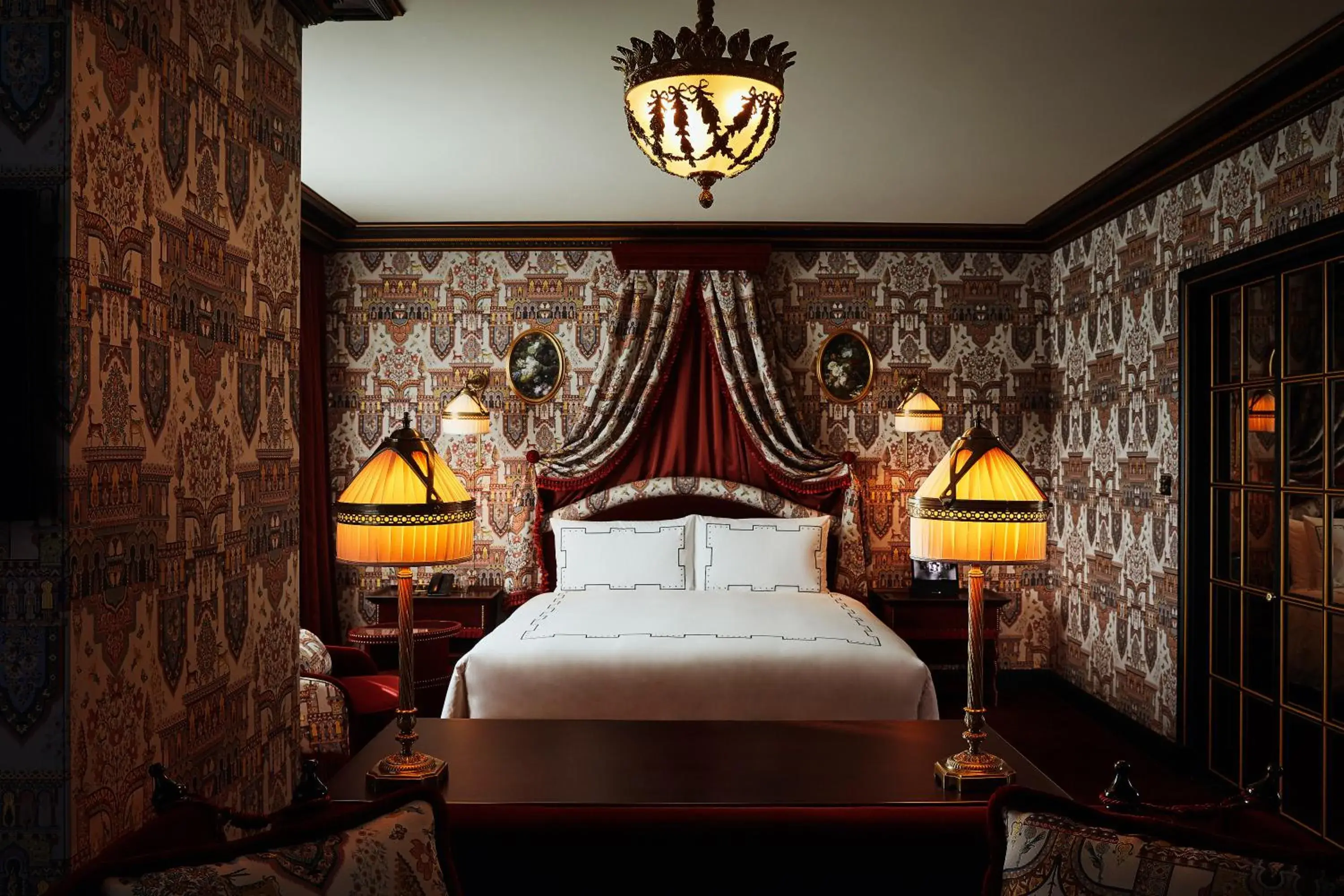 Atelier Suite King - Club Lounge Access Included in L'Escape Hotel Atelier Suite King - Club Lounge Access Included in L'Escape Hotel