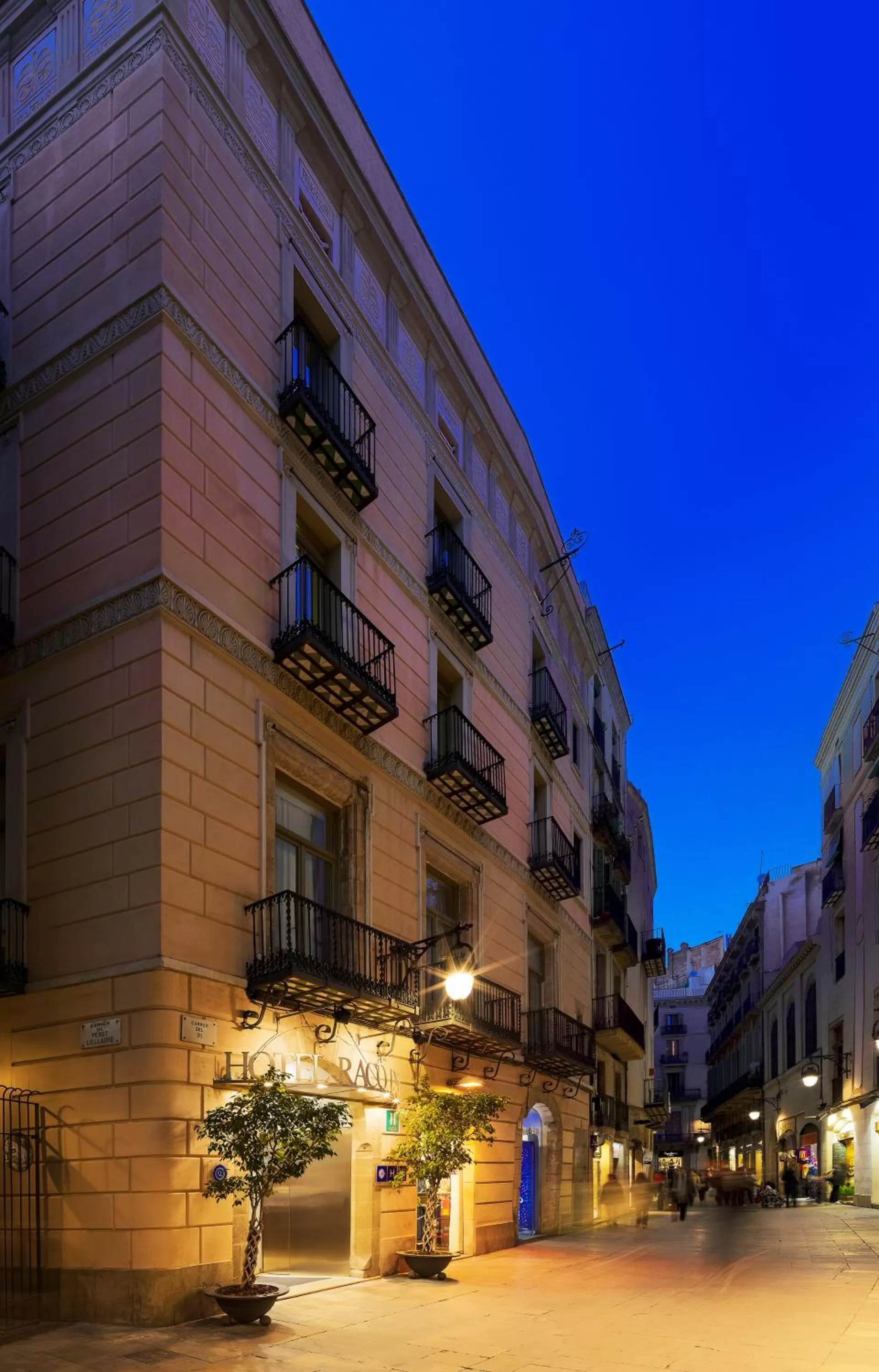 Facade/entrance in H10 Raco del Pi