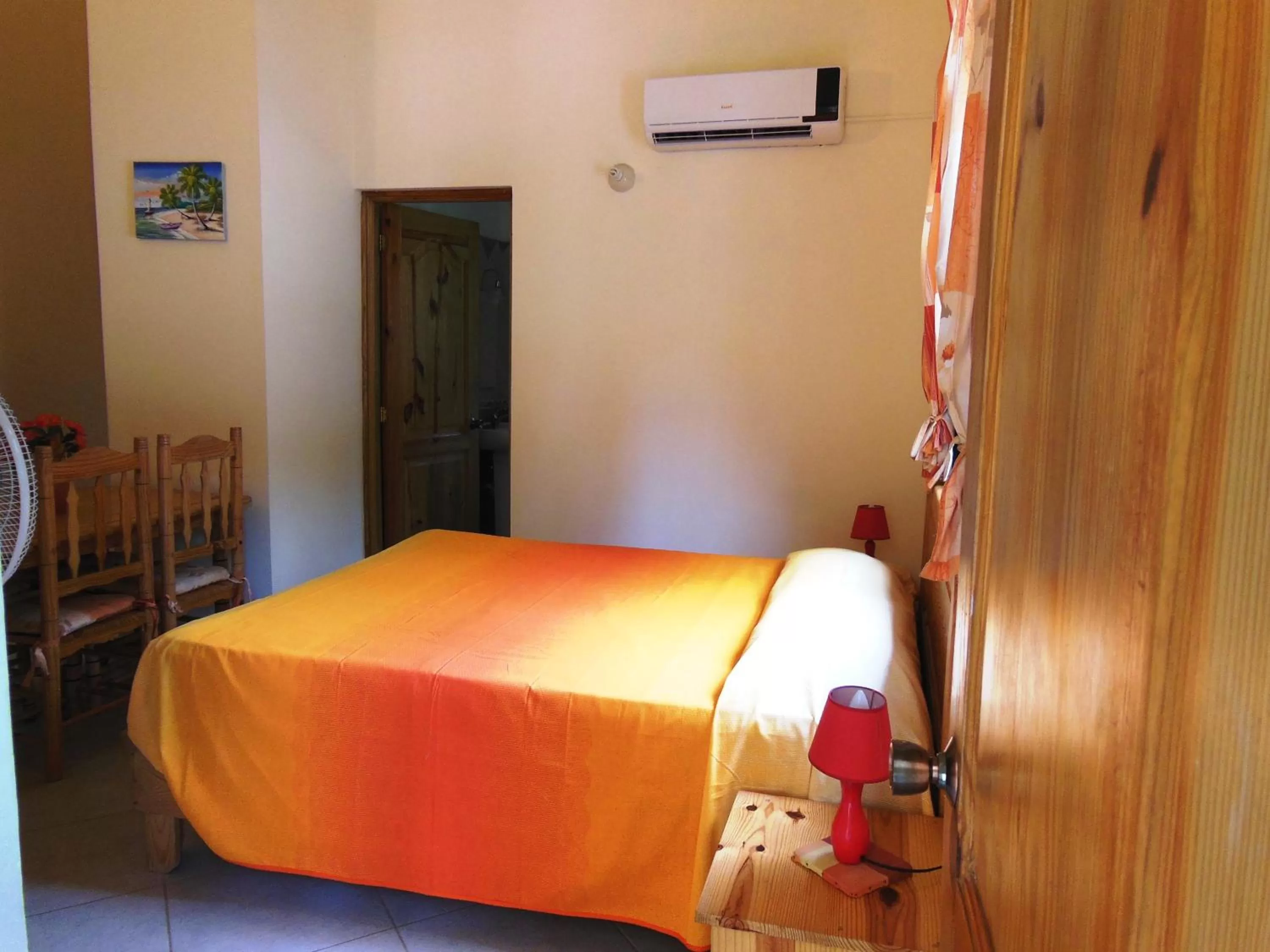 Bedroom, Bed in Casa Lily & Coco