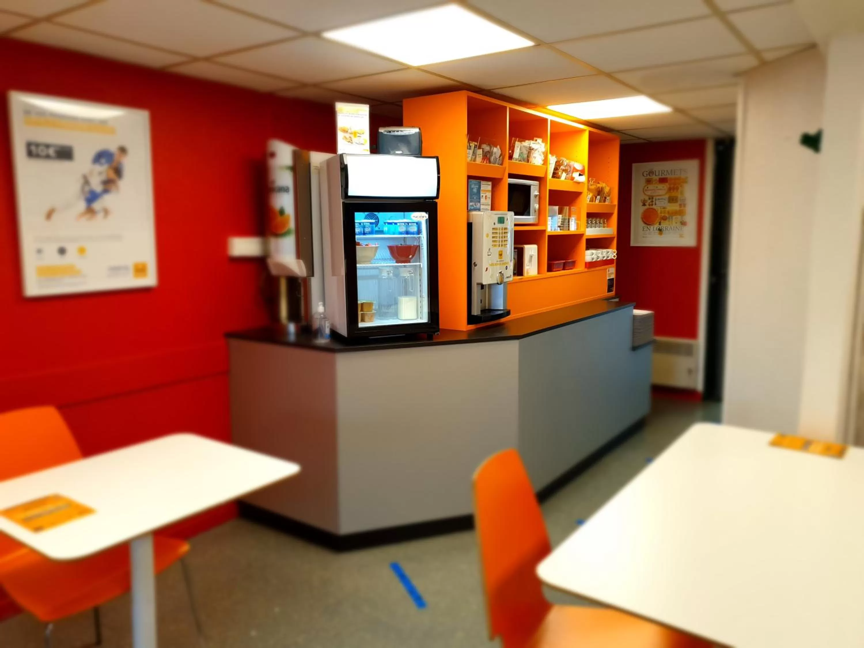 Restaurant/places to eat in Premiere Classe Nancy Est Essey