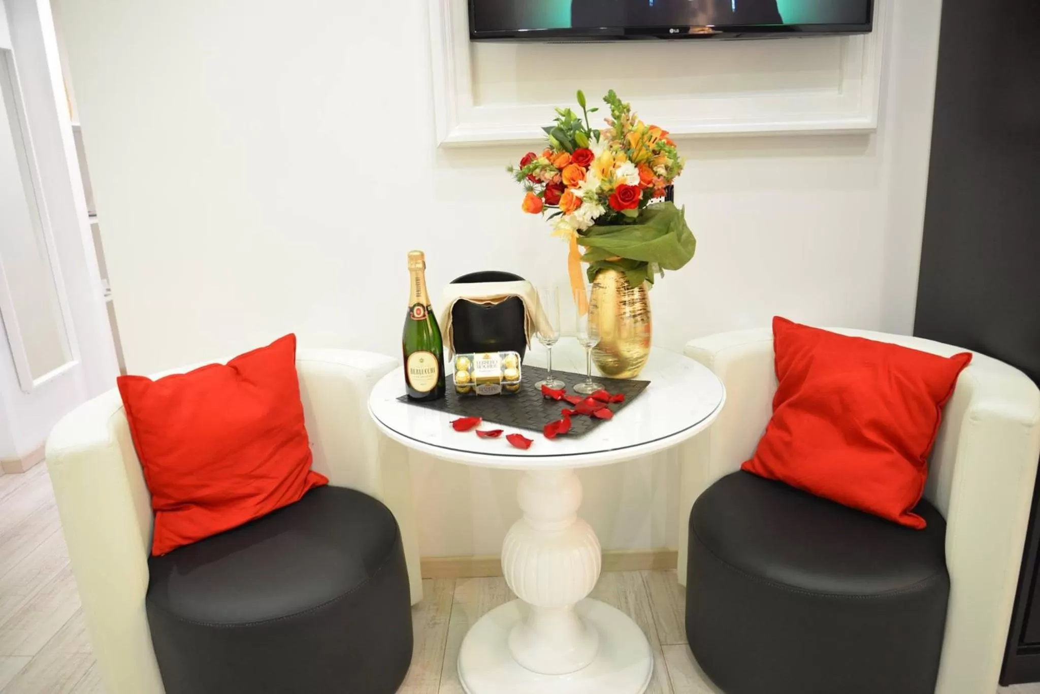 Decorative detail in Escape Luxury Suite - CA Domus Collection