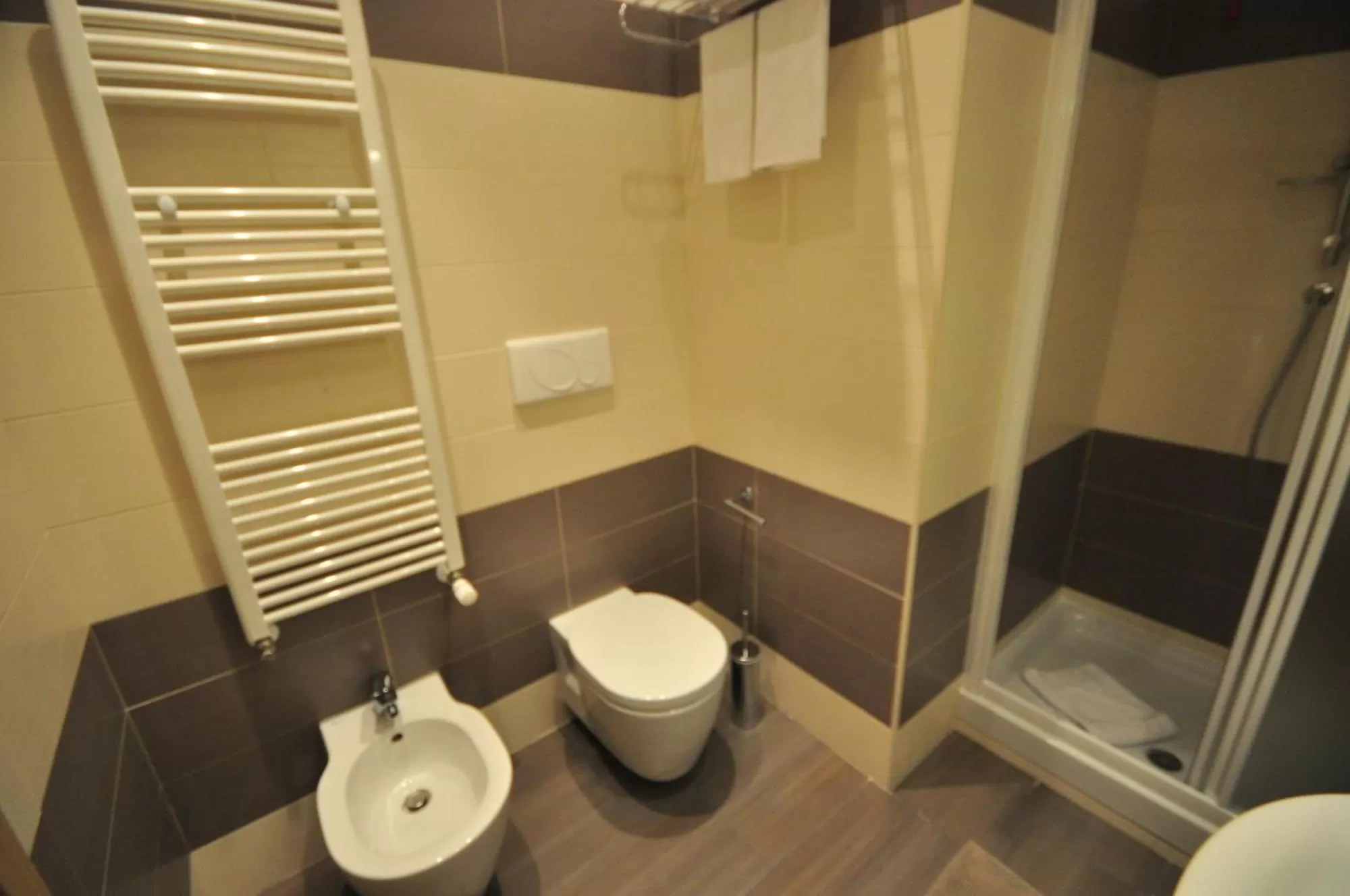 Bathroom in Hotel 325 Tor Vergata