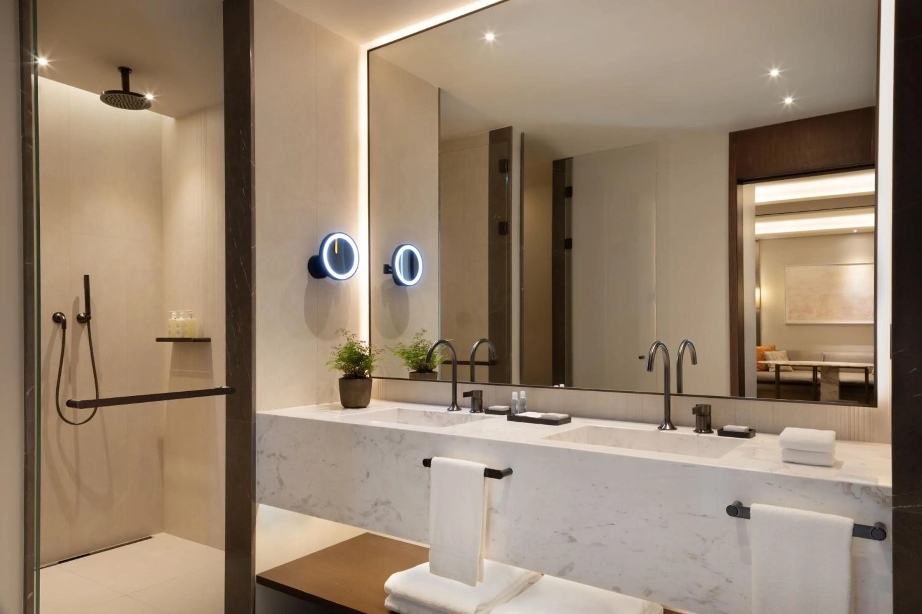 Bathroom in JW Marriott Hotel Madrid