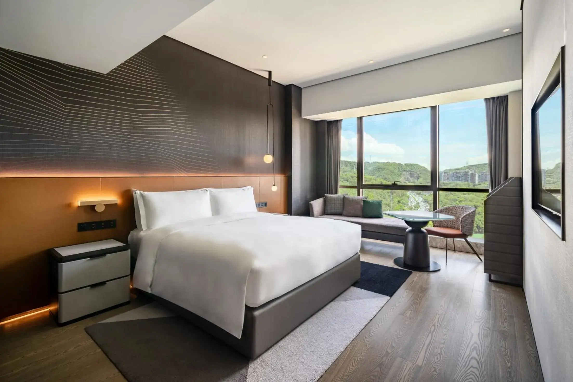 King Room with Park View in The G Shenzhen, A Tribute Portfolio Hotel King Room with Park View in The G Shenzhen, A Tribute Portfolio Hotel