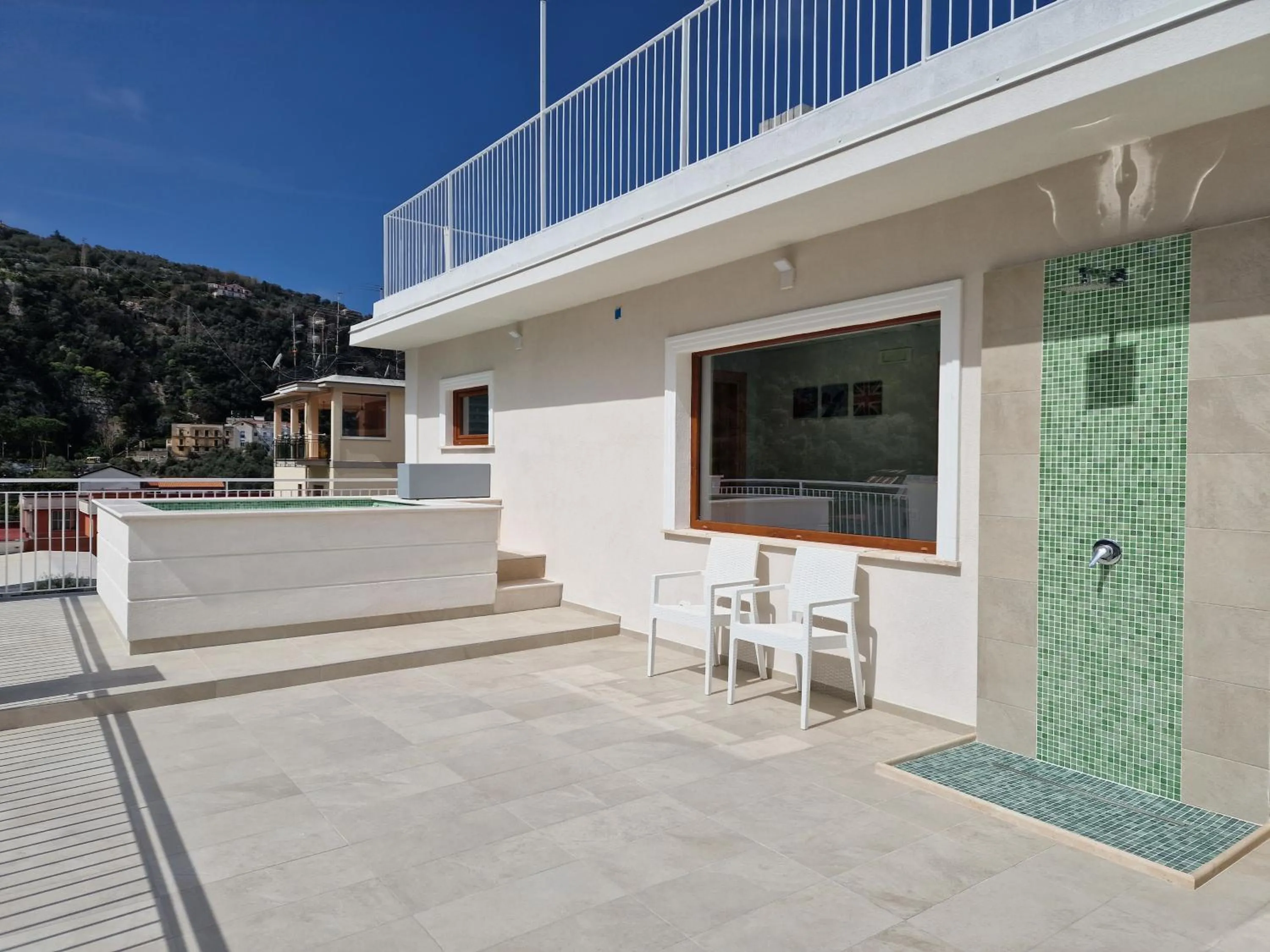 Hot Tub in Hotel Leone