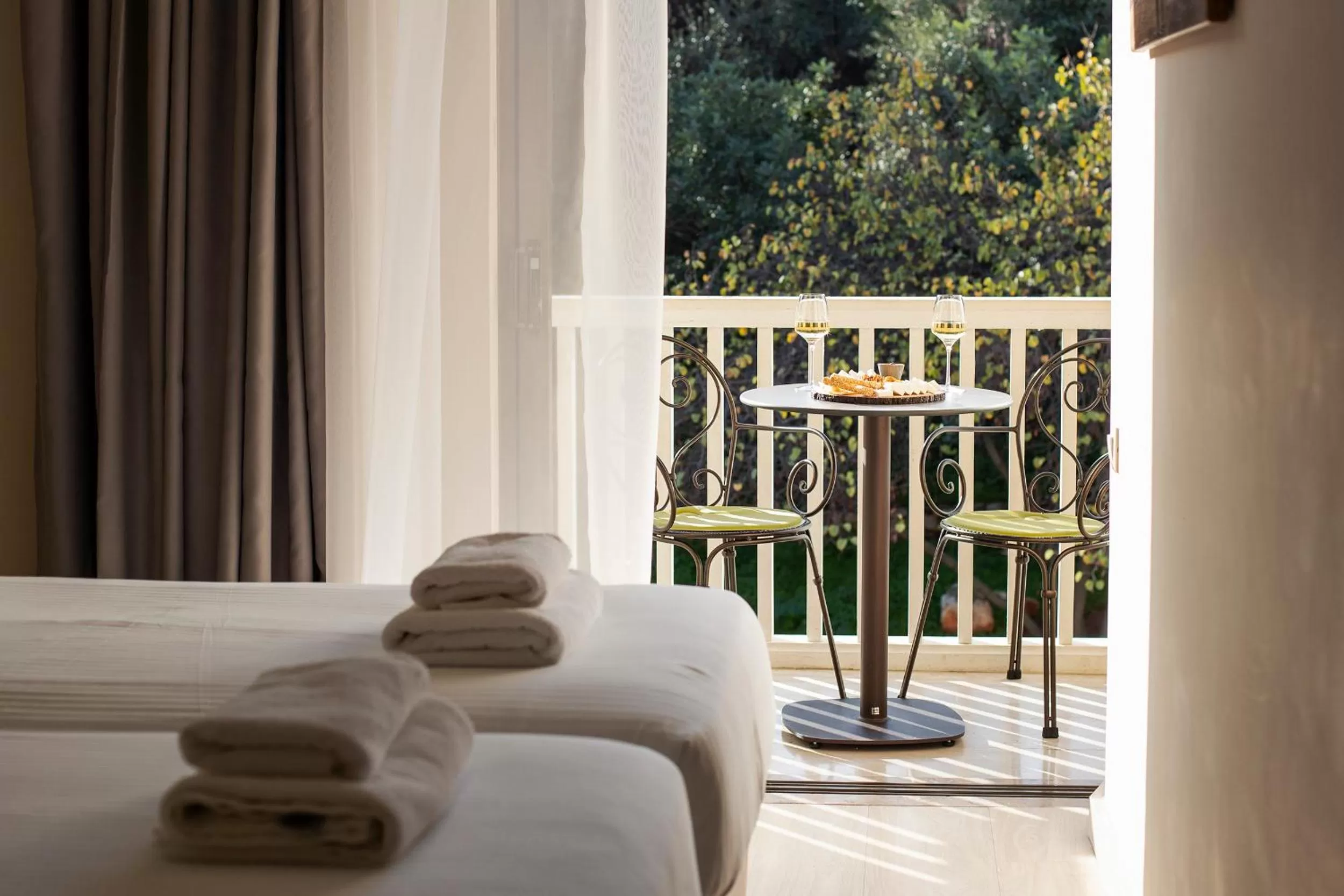 View (from property/room), Bed in Acropolis View Hotel