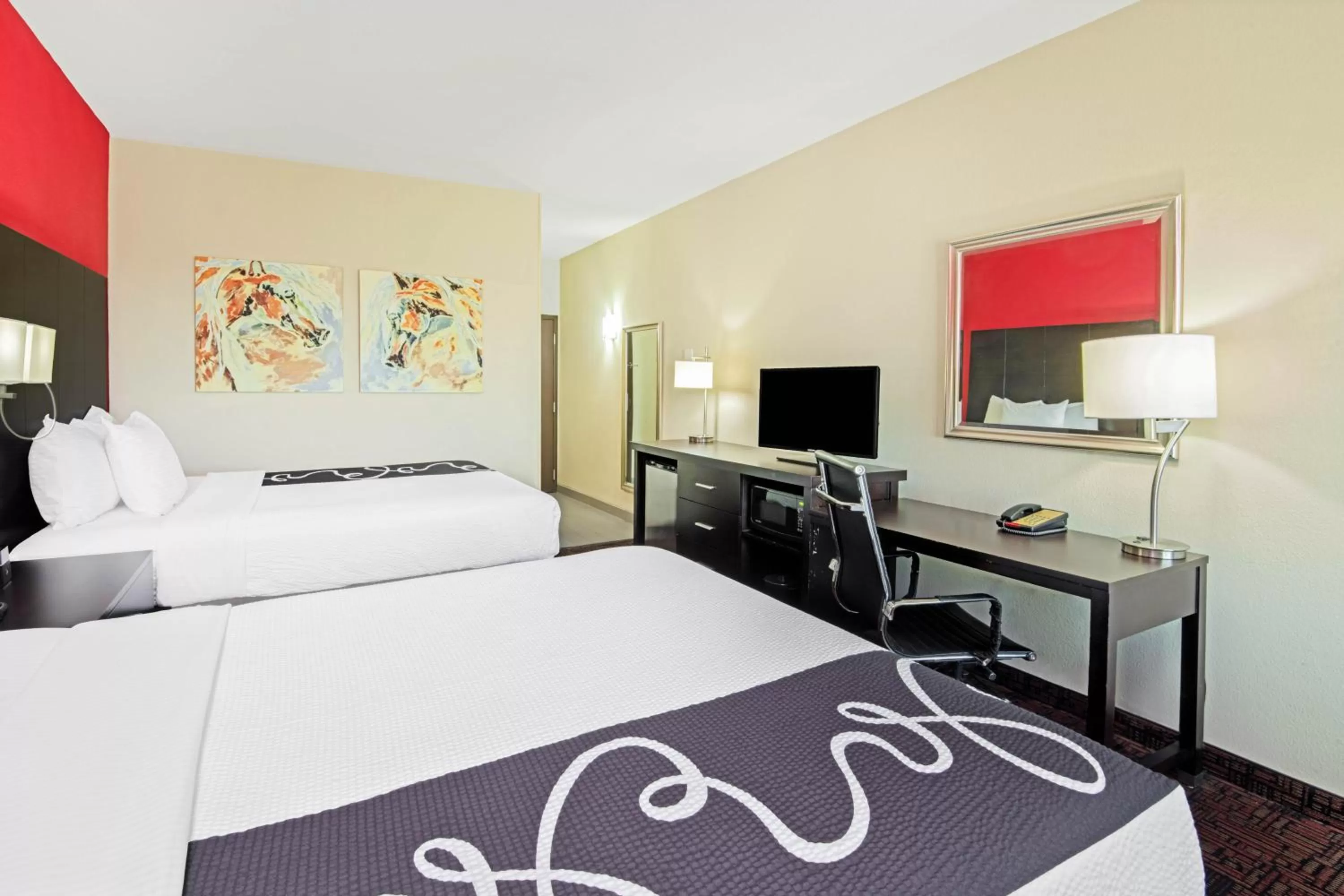 2 Queen Beds, Mobility/Hearing Impaired Accessible Room, Non-Smoking in La Quinta by Wyndham Elk City