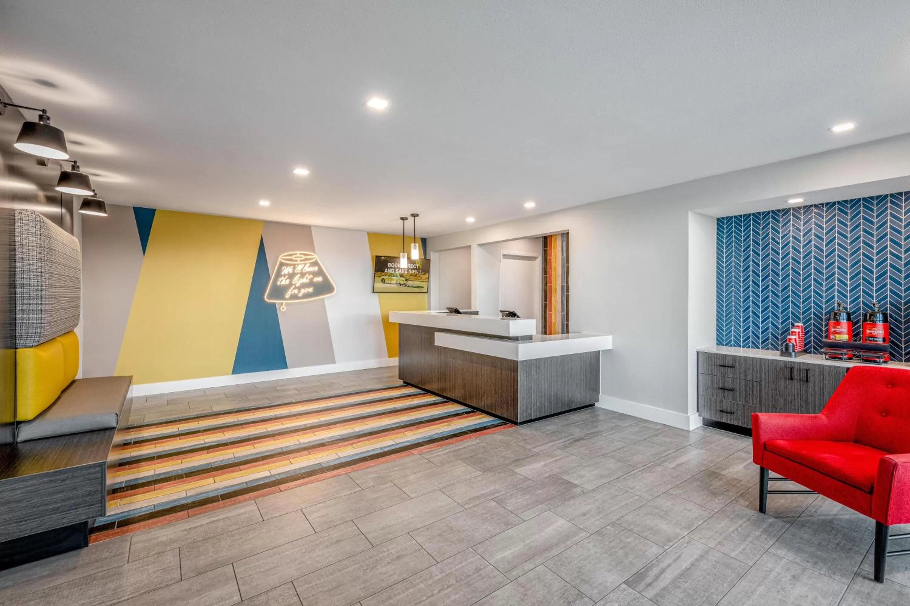 Lobby or reception in Motel 6-Euless, TX - Dallas