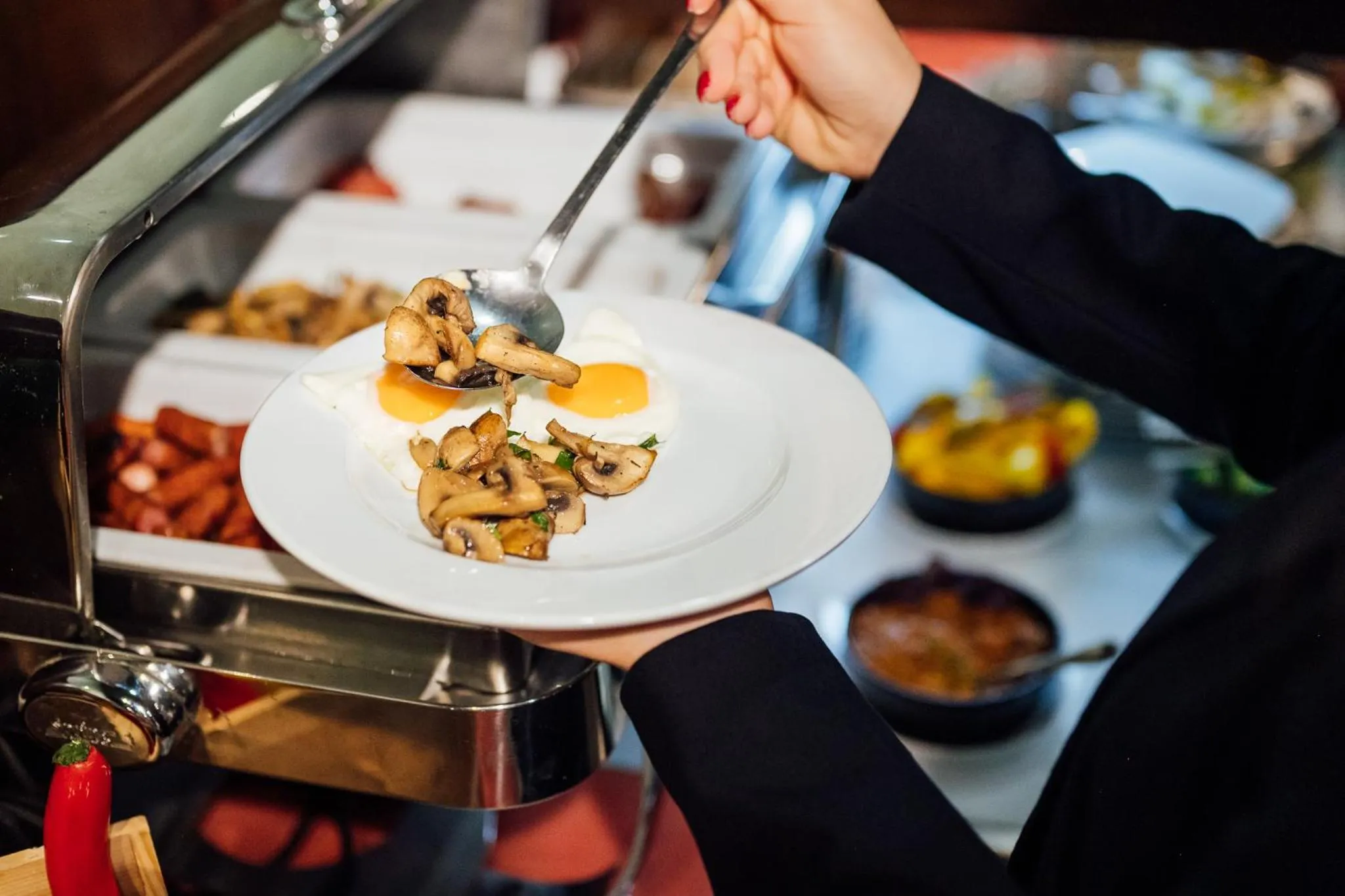 Buffet breakfast in Peakture Hotel